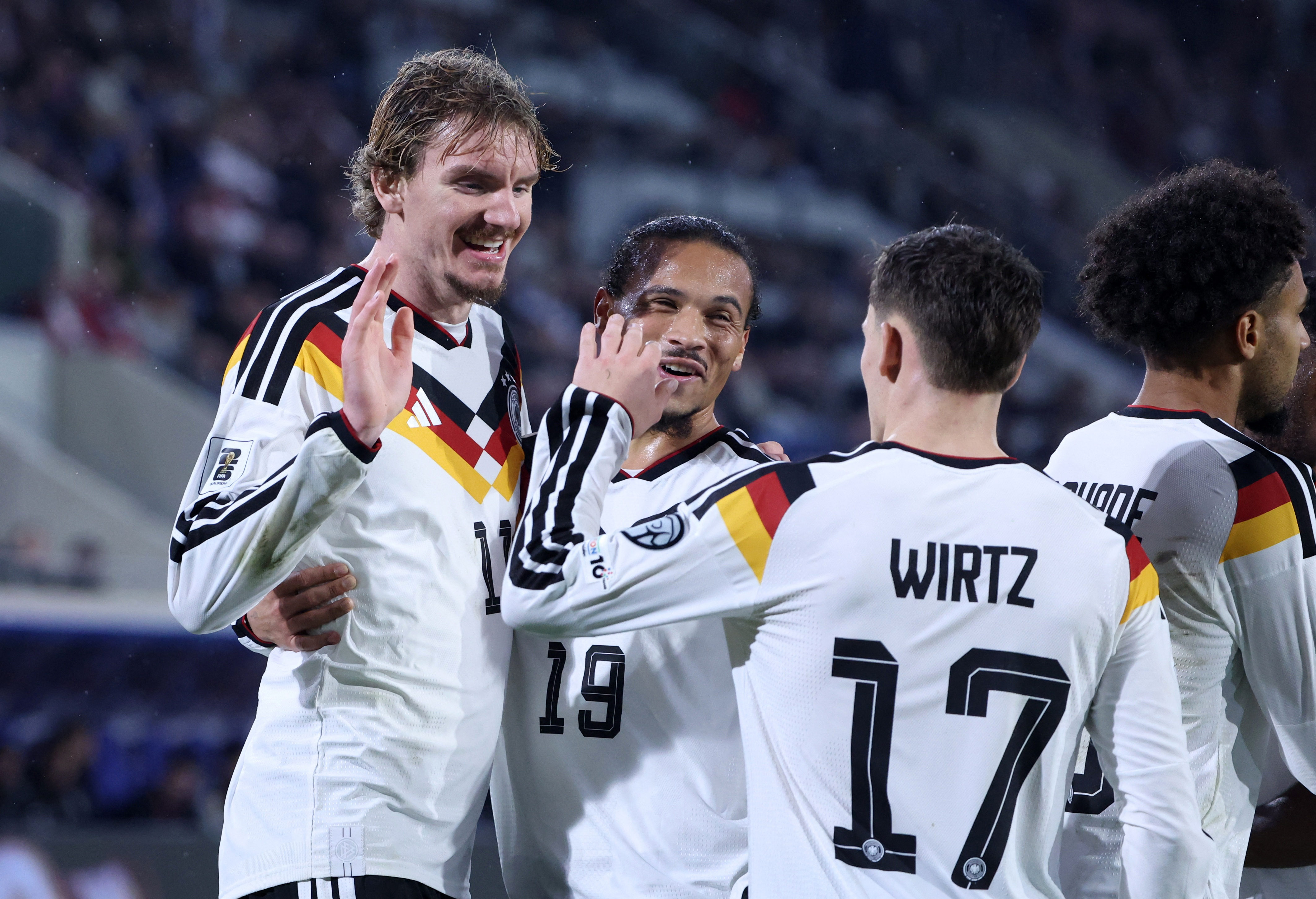 F1＝ハミルトンが21年以来の優勝、角田は10位入賞 英国GP | ロイター