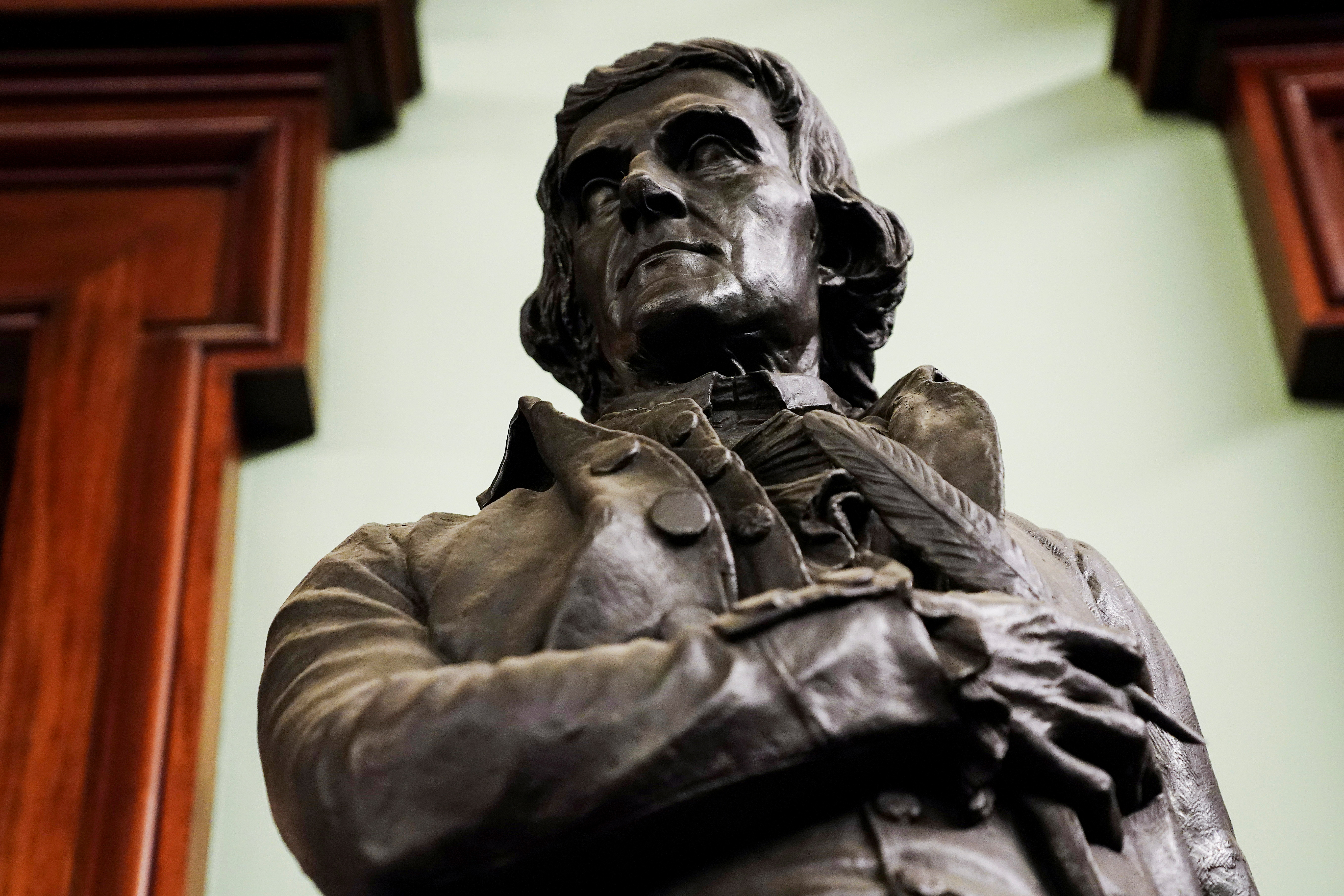 Thomas Jefferson Statue to be removed from City Hall in New York