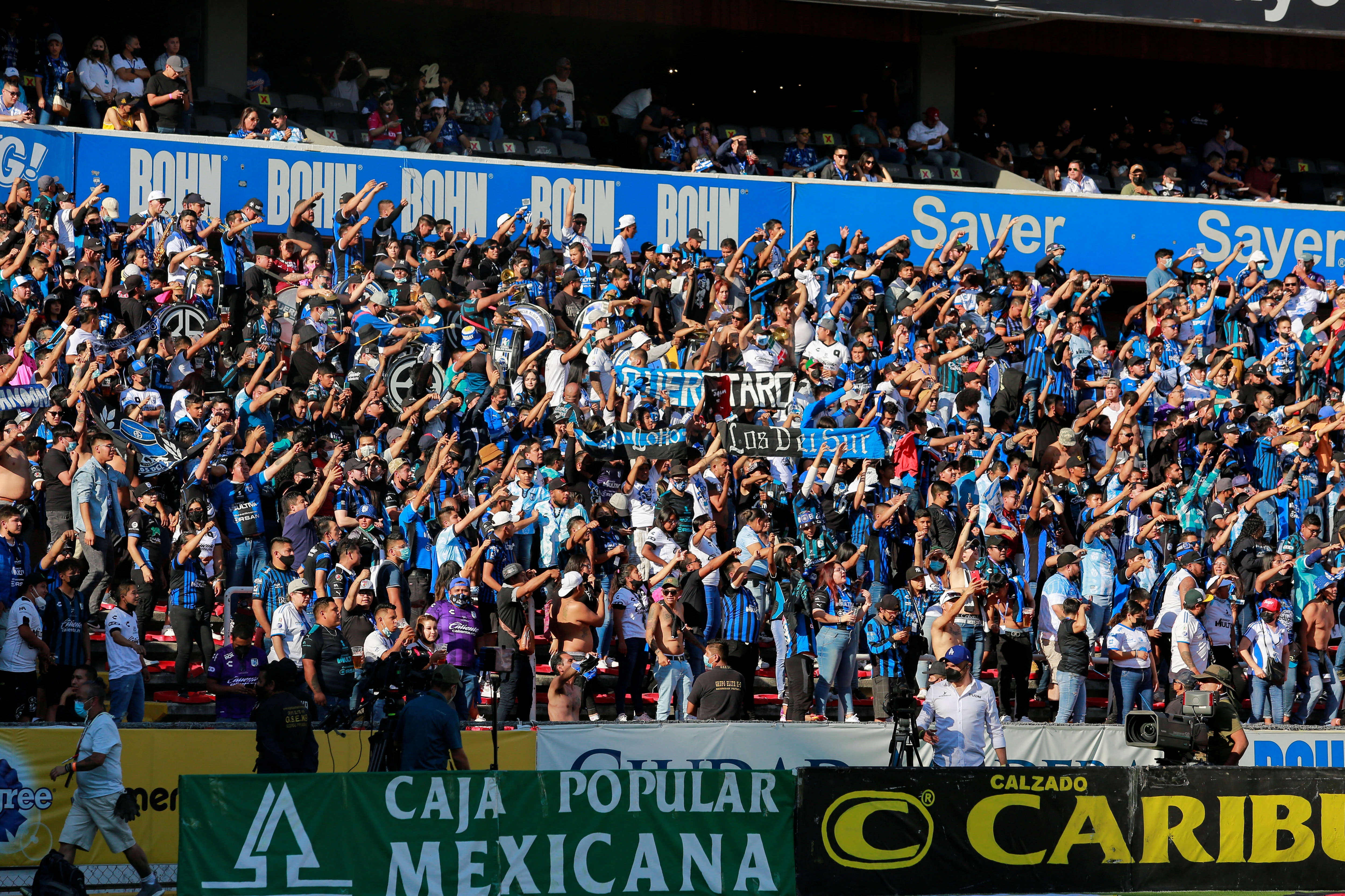 Many hurt in brawl at Mexican soccer match between Queretaro, Atlas