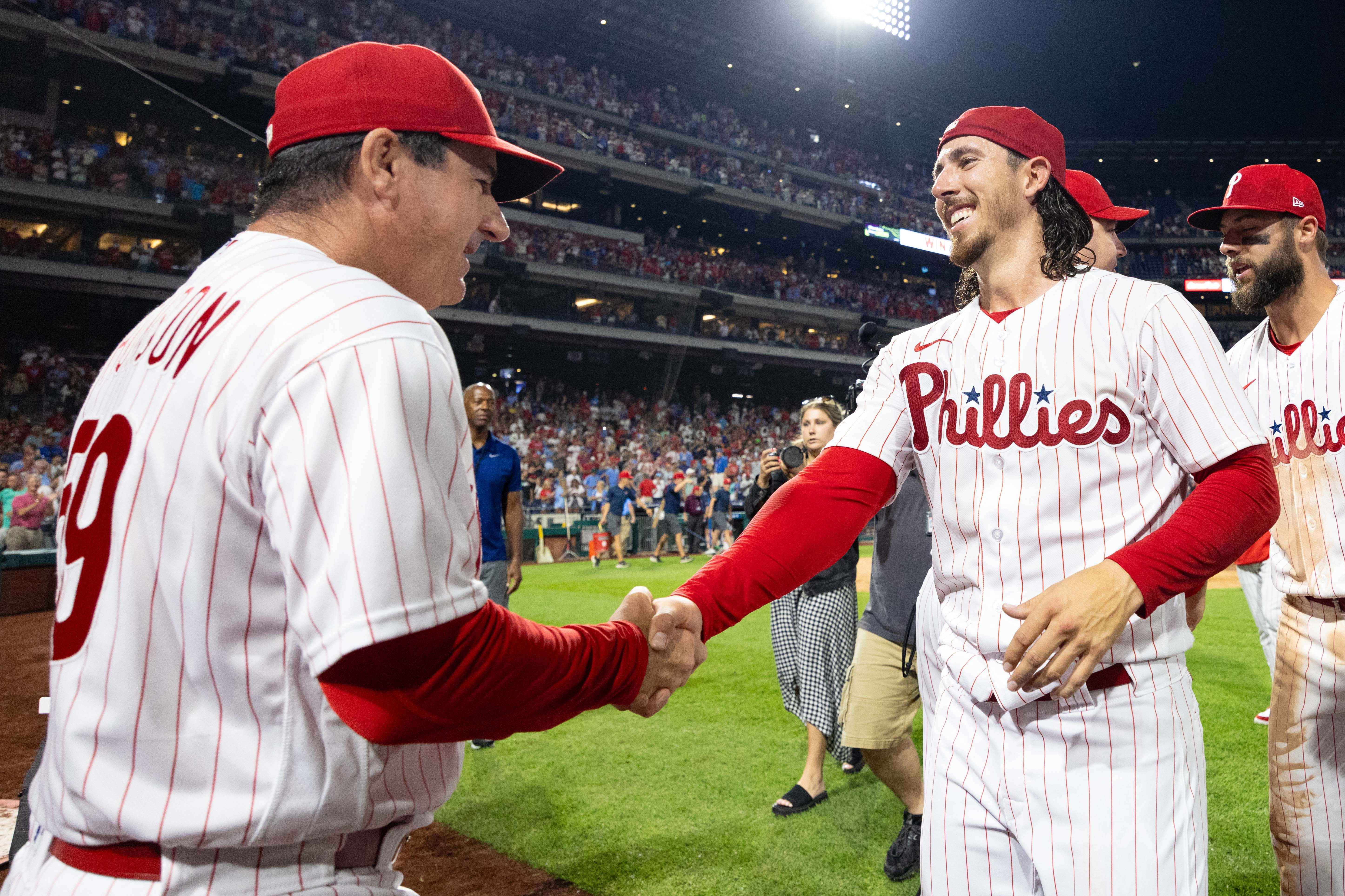 Phillies finish off 4-game sweep of Nationals on rookie's walk-off