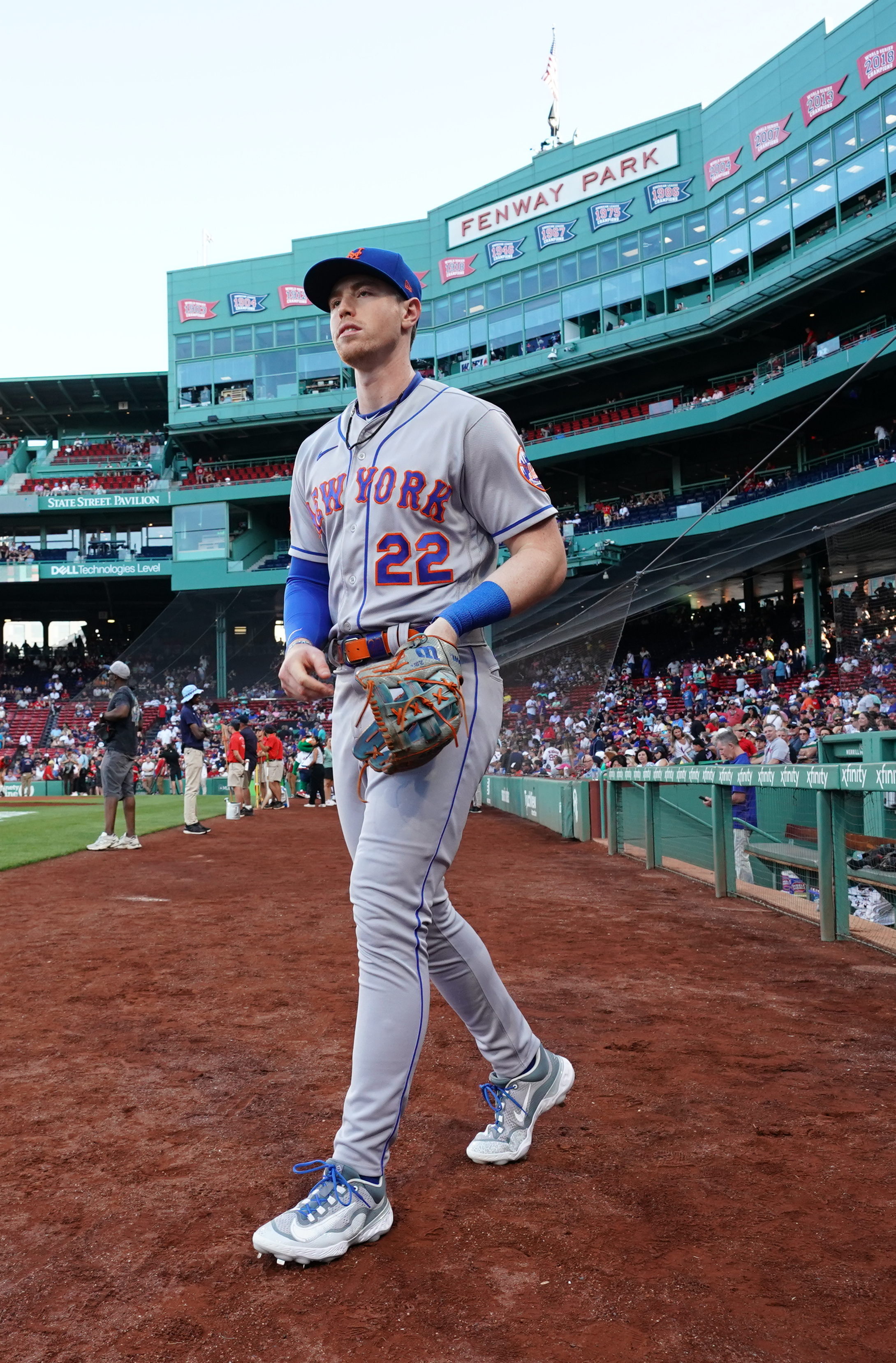 Devers and Duvall lead the Red Sox offense in a 6-1 win over the Mets