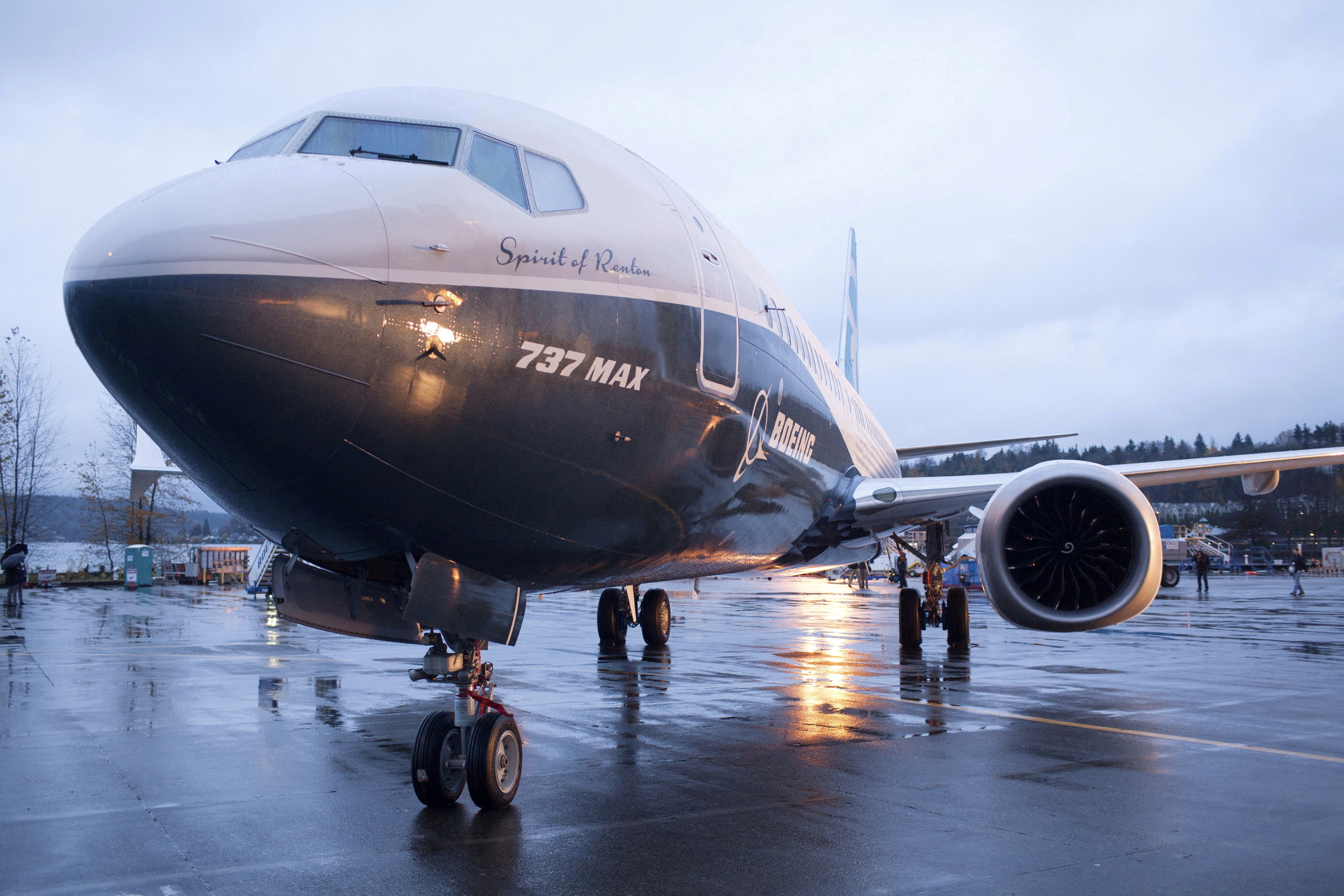 Boeing deliveries fall by half in April due to 737 MAX bracket 