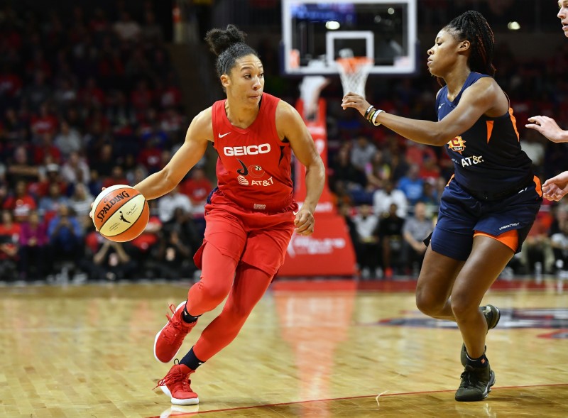 Lynx sign Aerial Powers, trade Odyssey Sims to Fever | Reuters