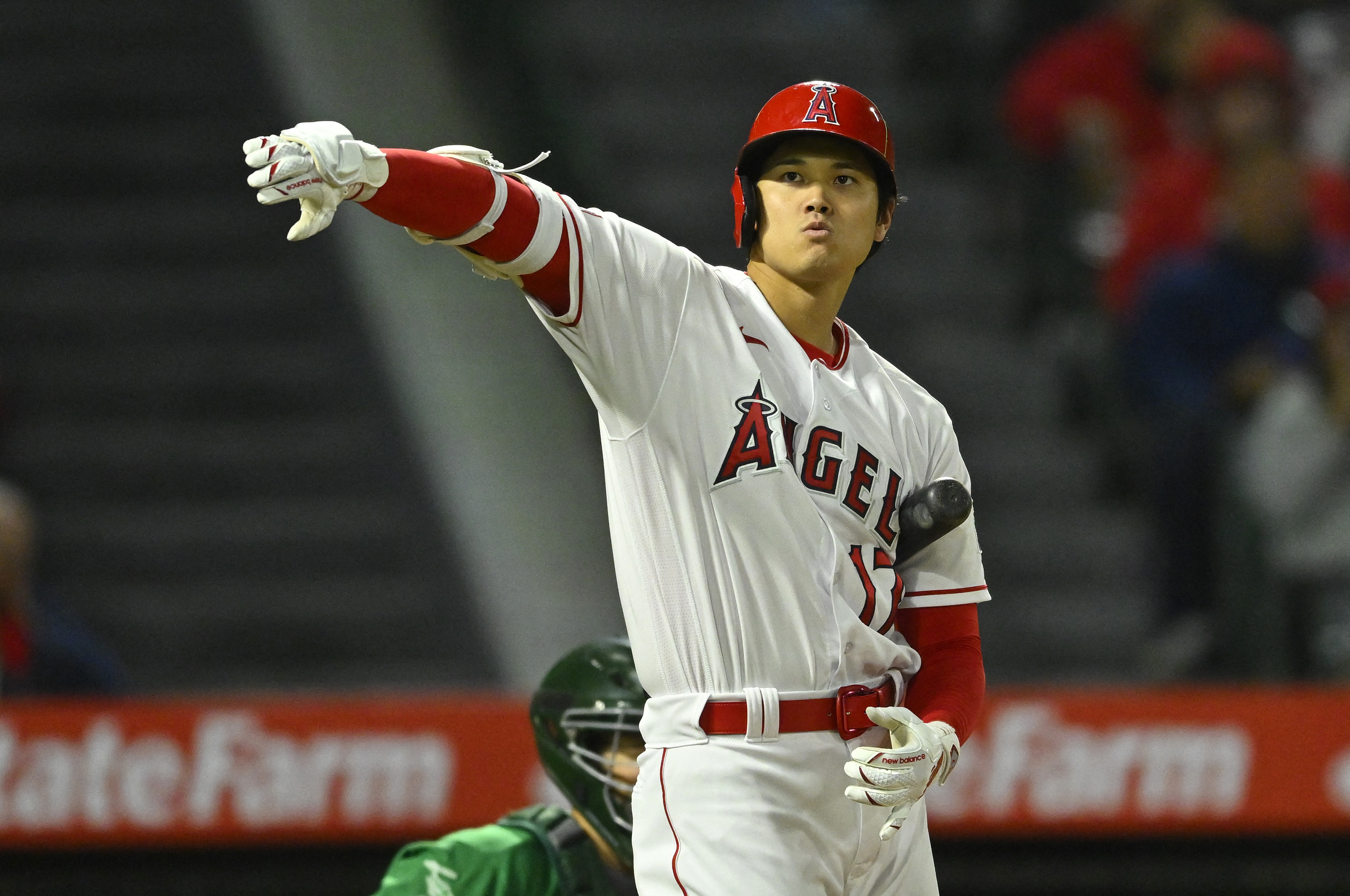 Angels' bullpen shuts down A's to seal win