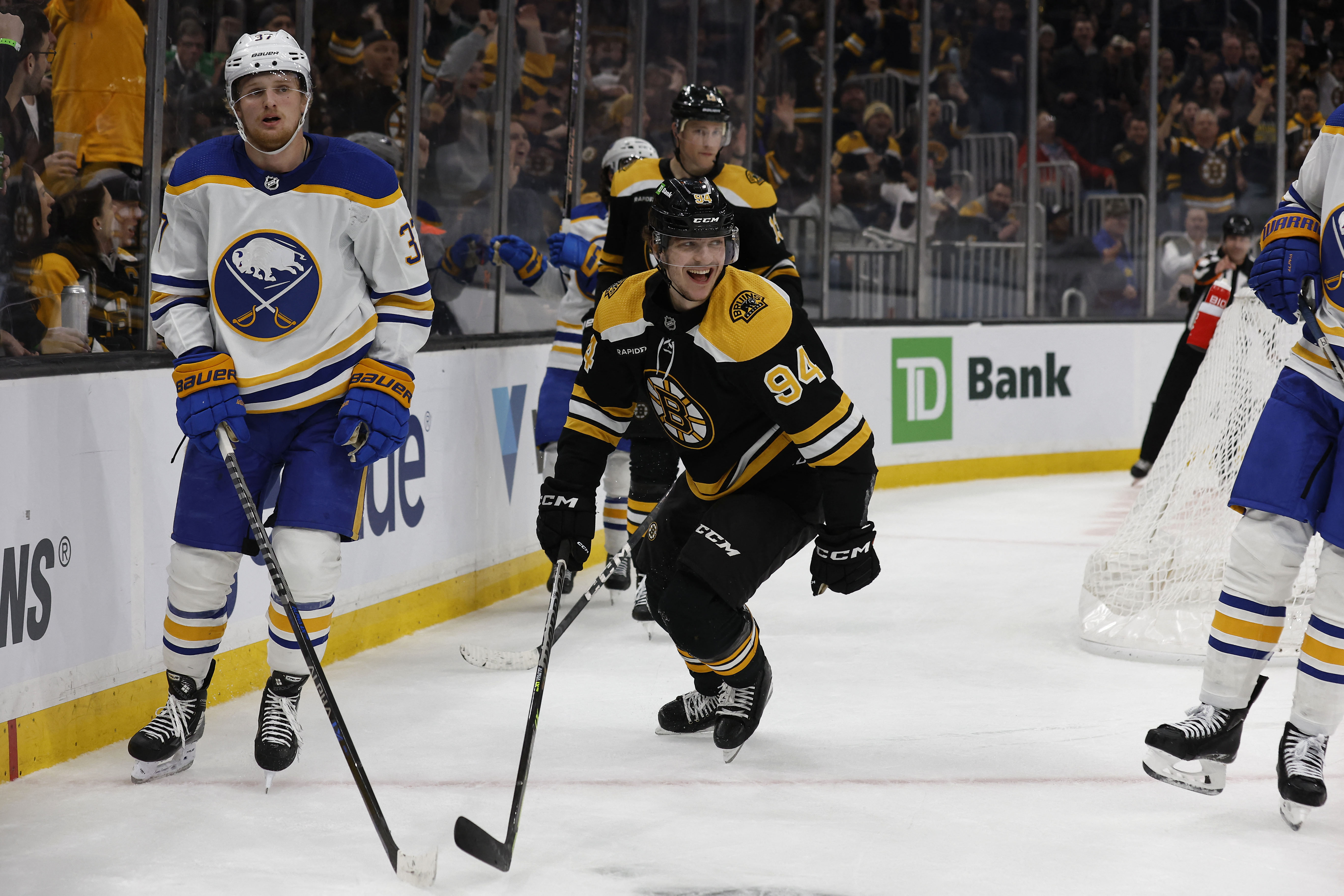 Rangers fall to 0-2 with Patrick Kane, lose 4-2 to Bruins