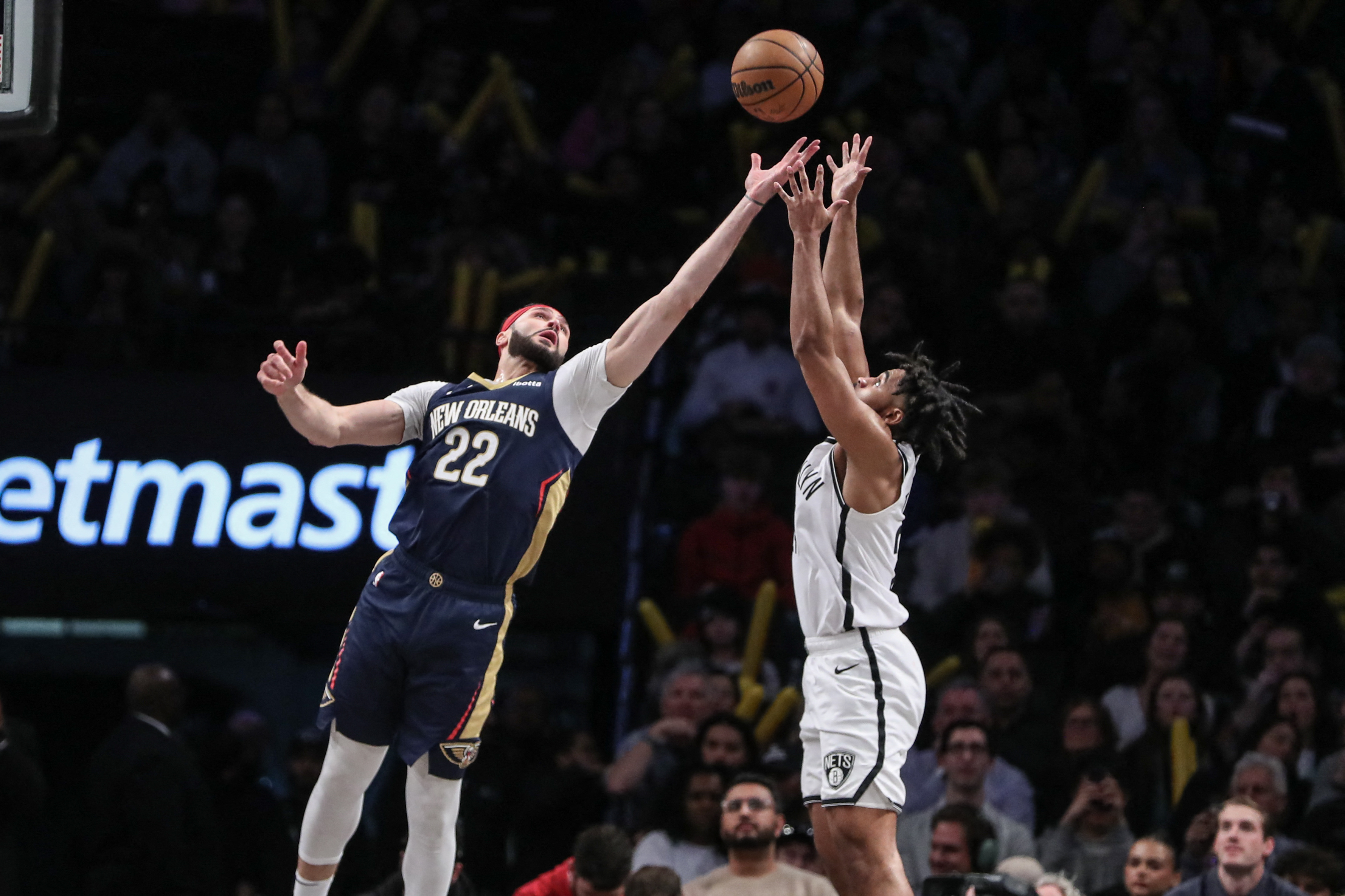 Pelicans keep up winning ways, dispose of Nets | Reuters