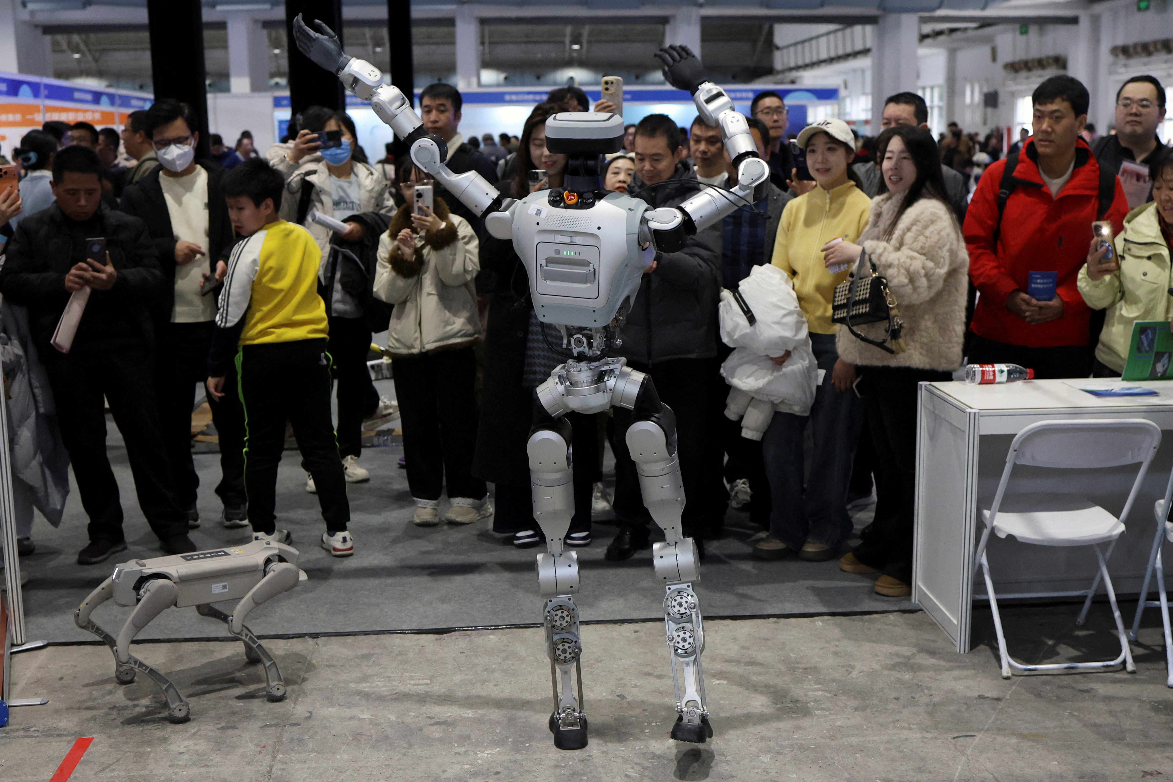 US lawmakers to introduce bill to ban government use of Chinese robots | Reuters
