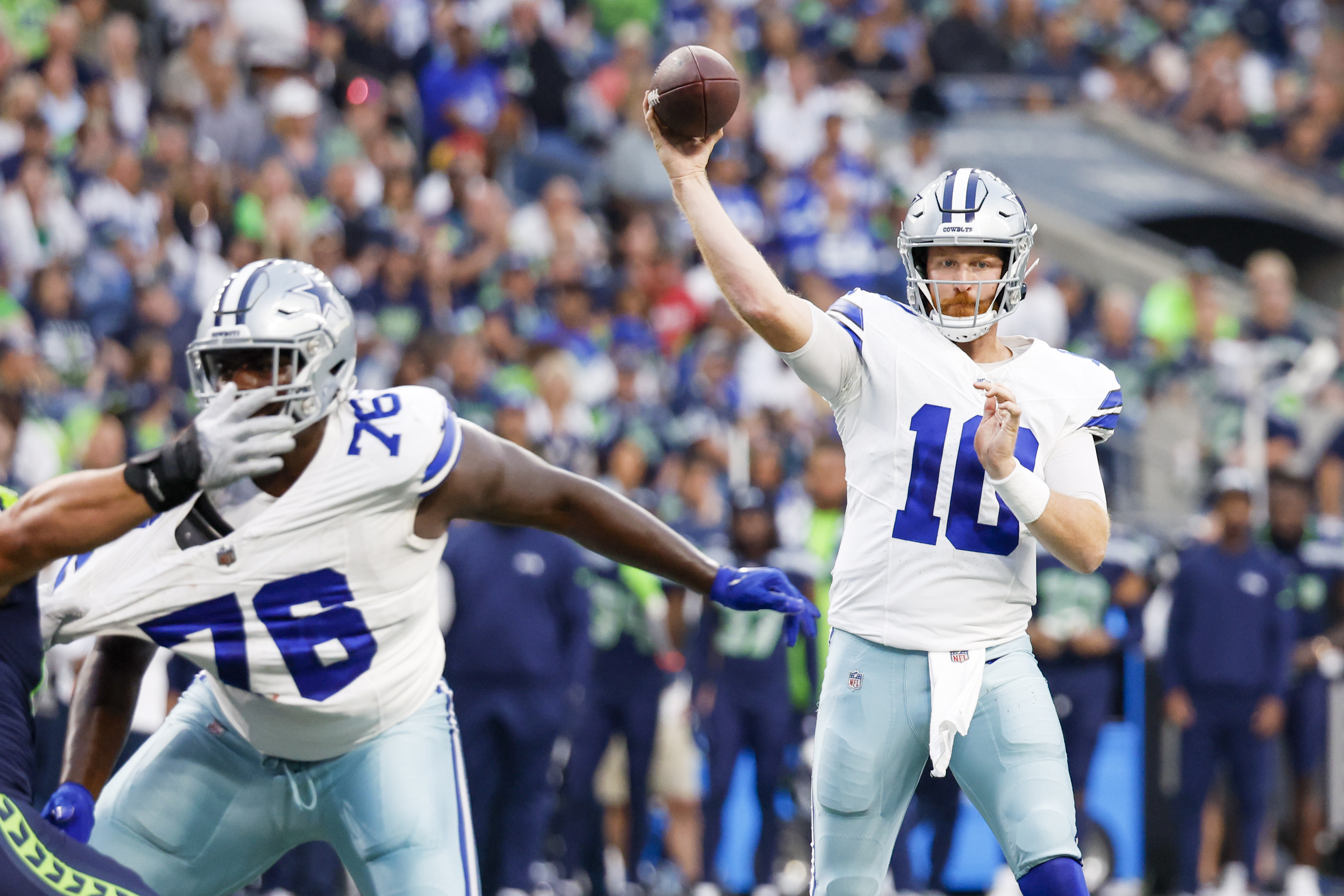 Dallas Cowboys quarterback Dak Prescott smiles on the sideline during a  preseason NFL football game against the Seattle Seahawks, Saturday, Aug.  19, 2023, in Seattle. (AP Photo/Lindsey Wasson Stock Photo - Alamy