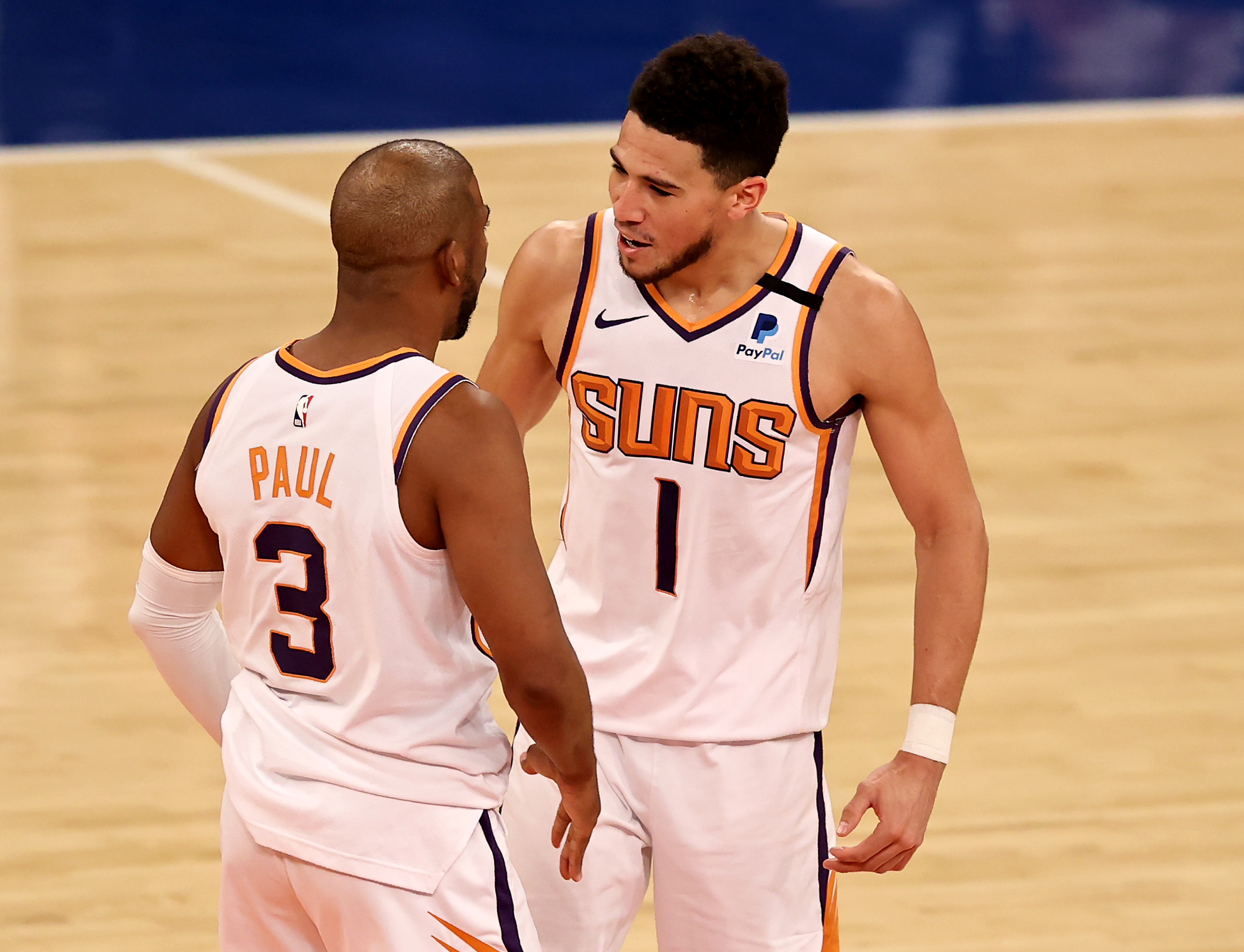 Suns star Devin Booker leads team on five-game win streak