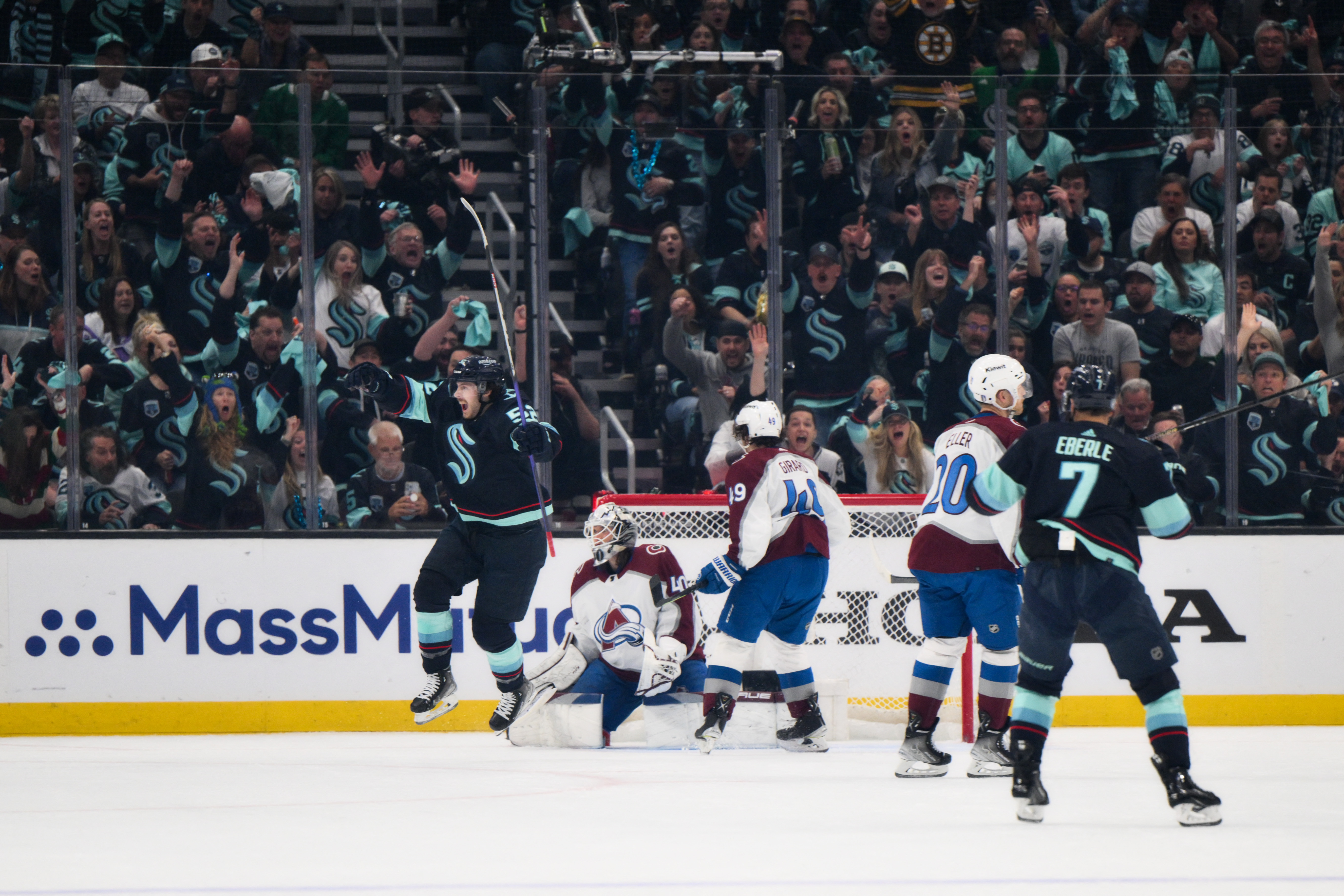 NHL playoffs return to Seattle as Kraken host Avs in Game 3