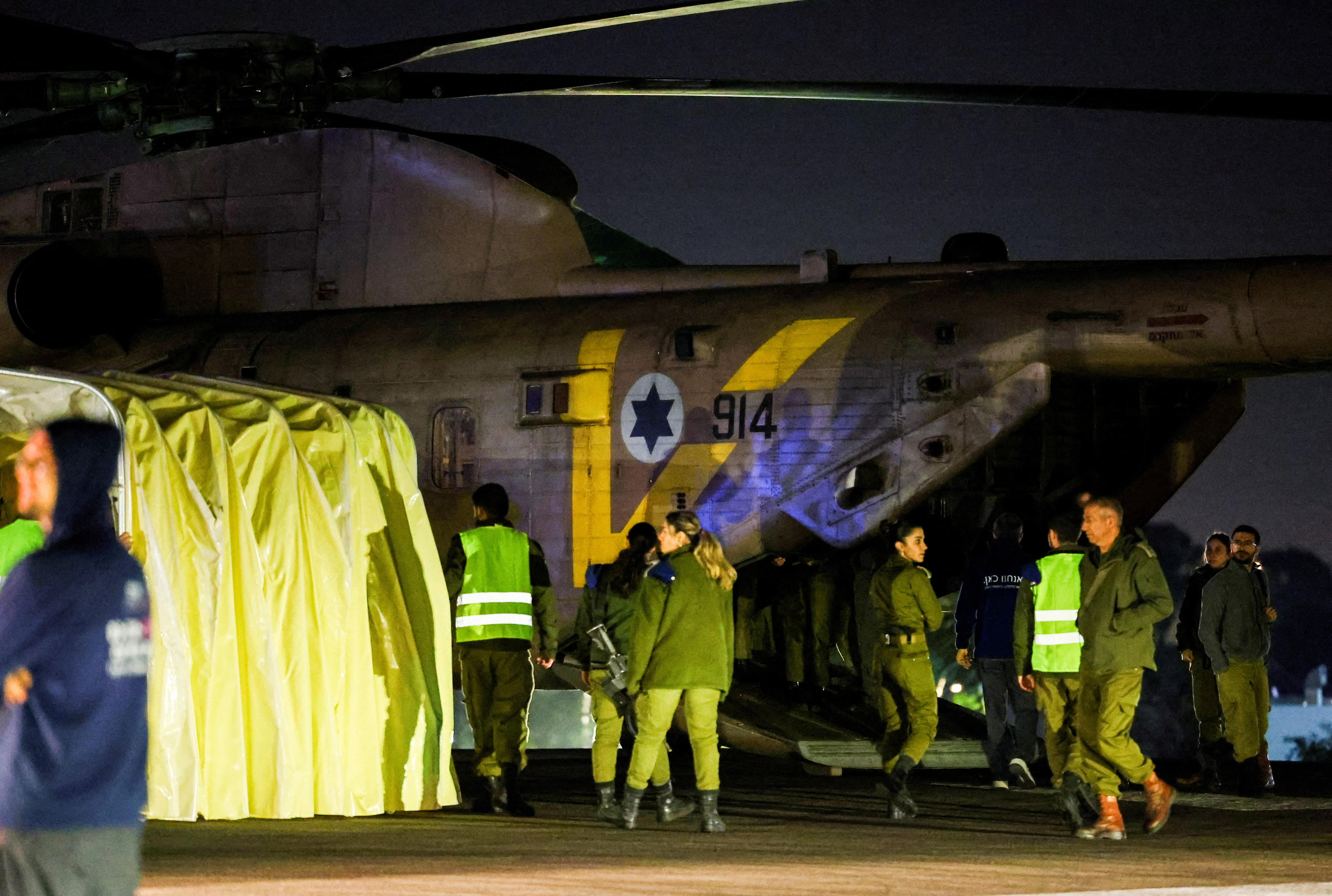 Hostages released by Hamas arrive in Ramat Gan