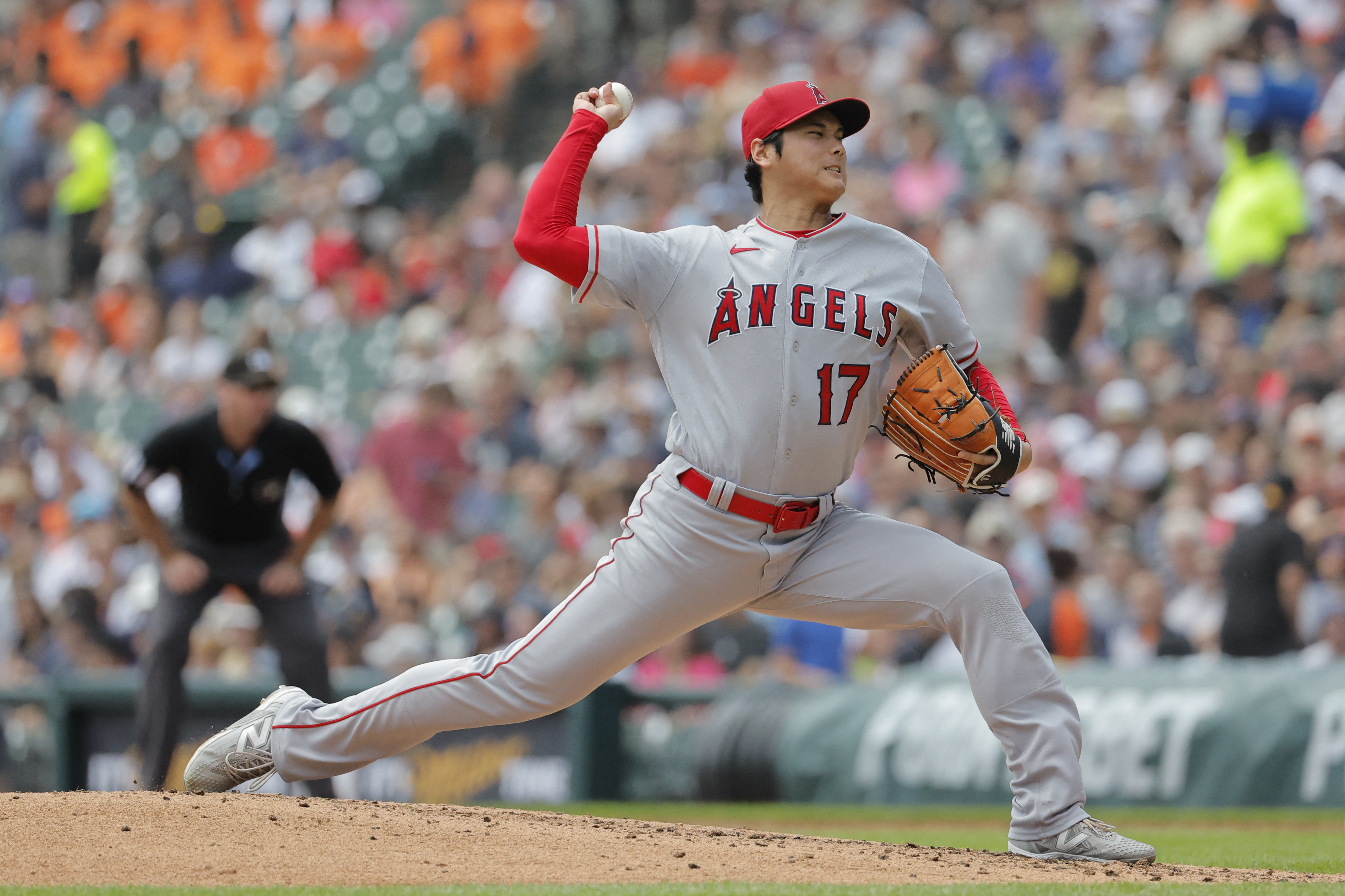 Ohtani throws 1st MLB shutout, hits 2 HRs as Angels sweep Tigers after team  says he's staying - The San Diego Union-Tribune