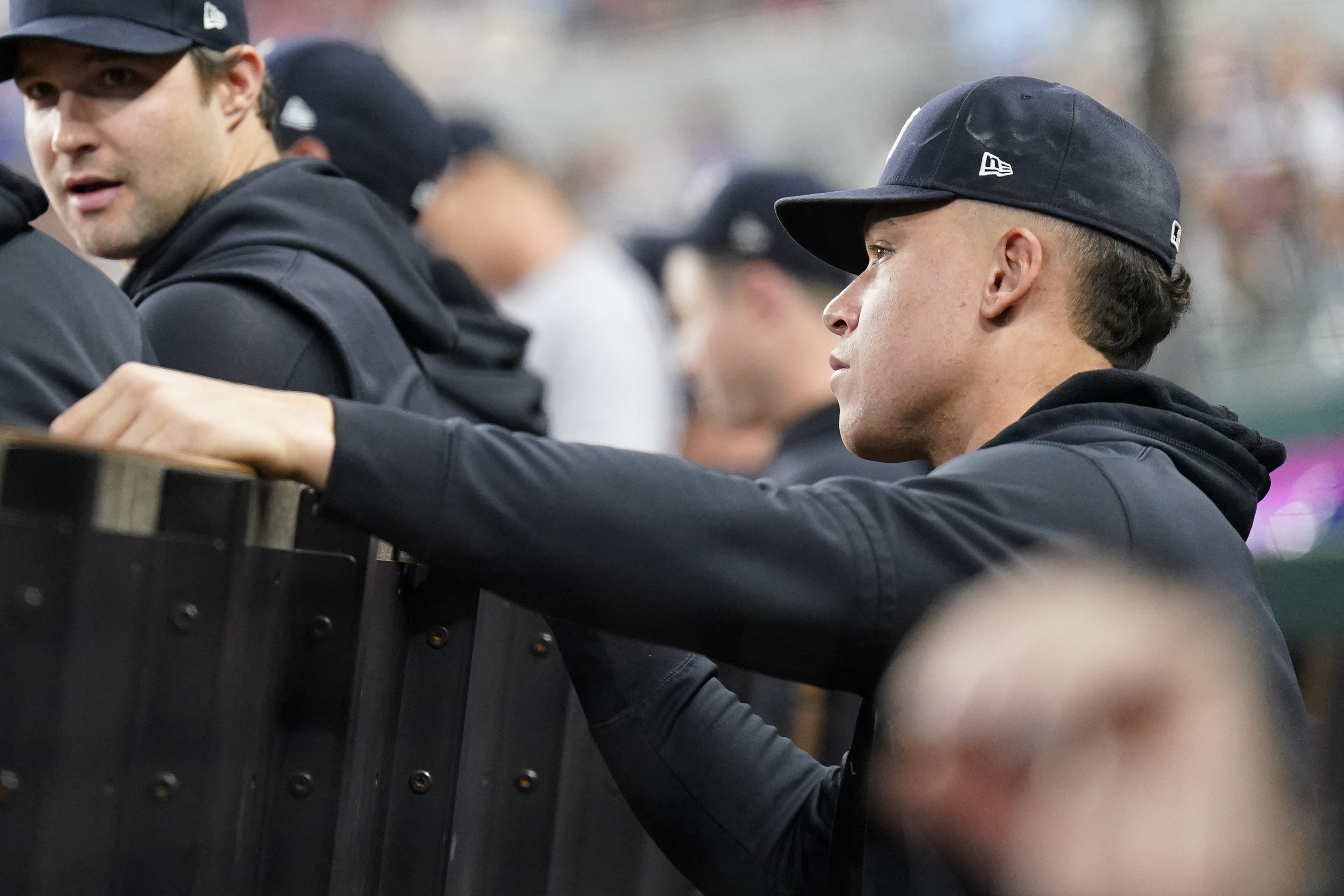 Rangers' Nathan Eovaldi dominates Yankees