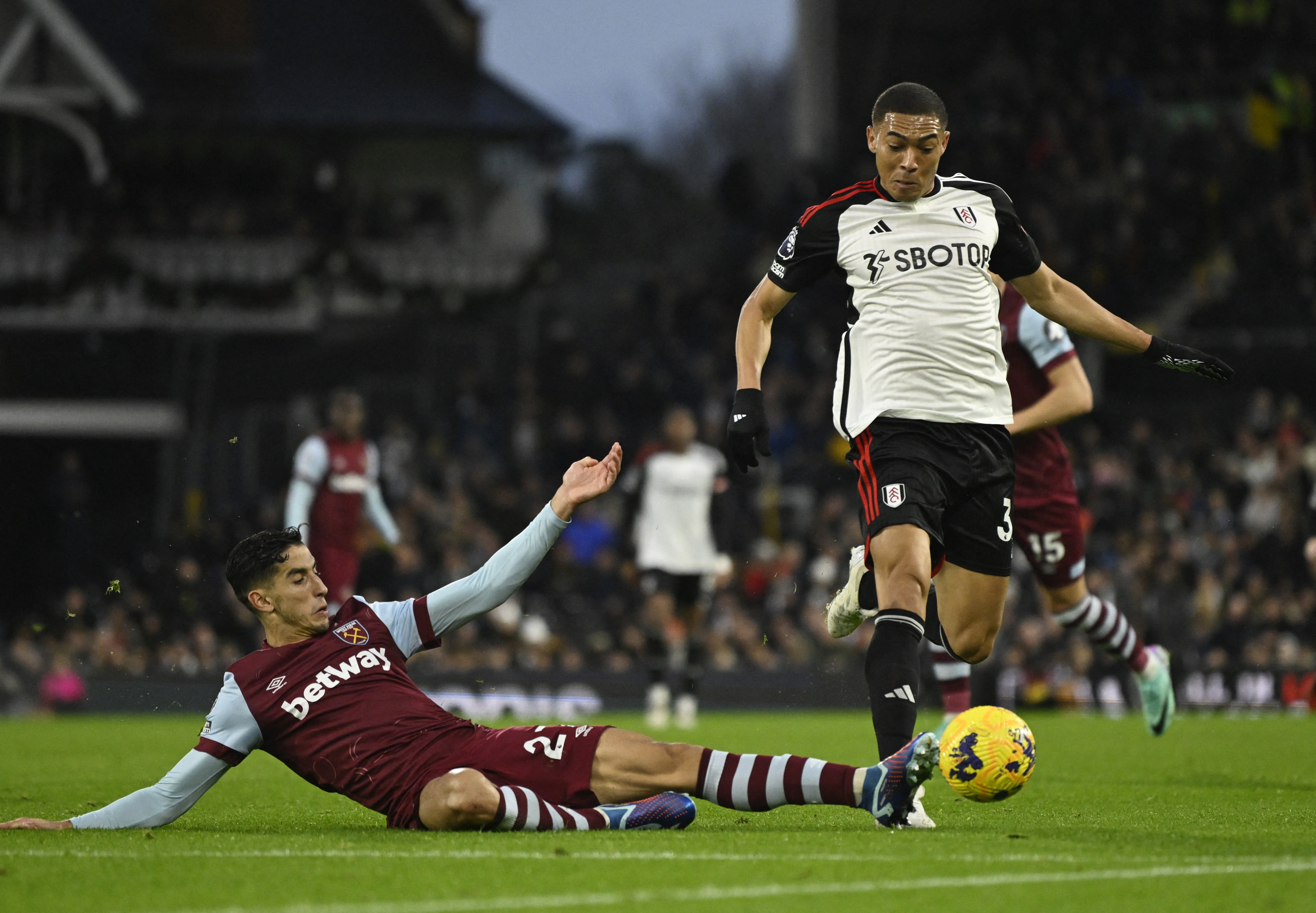 Fulham wins 5-0 in Premier League for 2nd time in 4 days after thrashing  West Ham