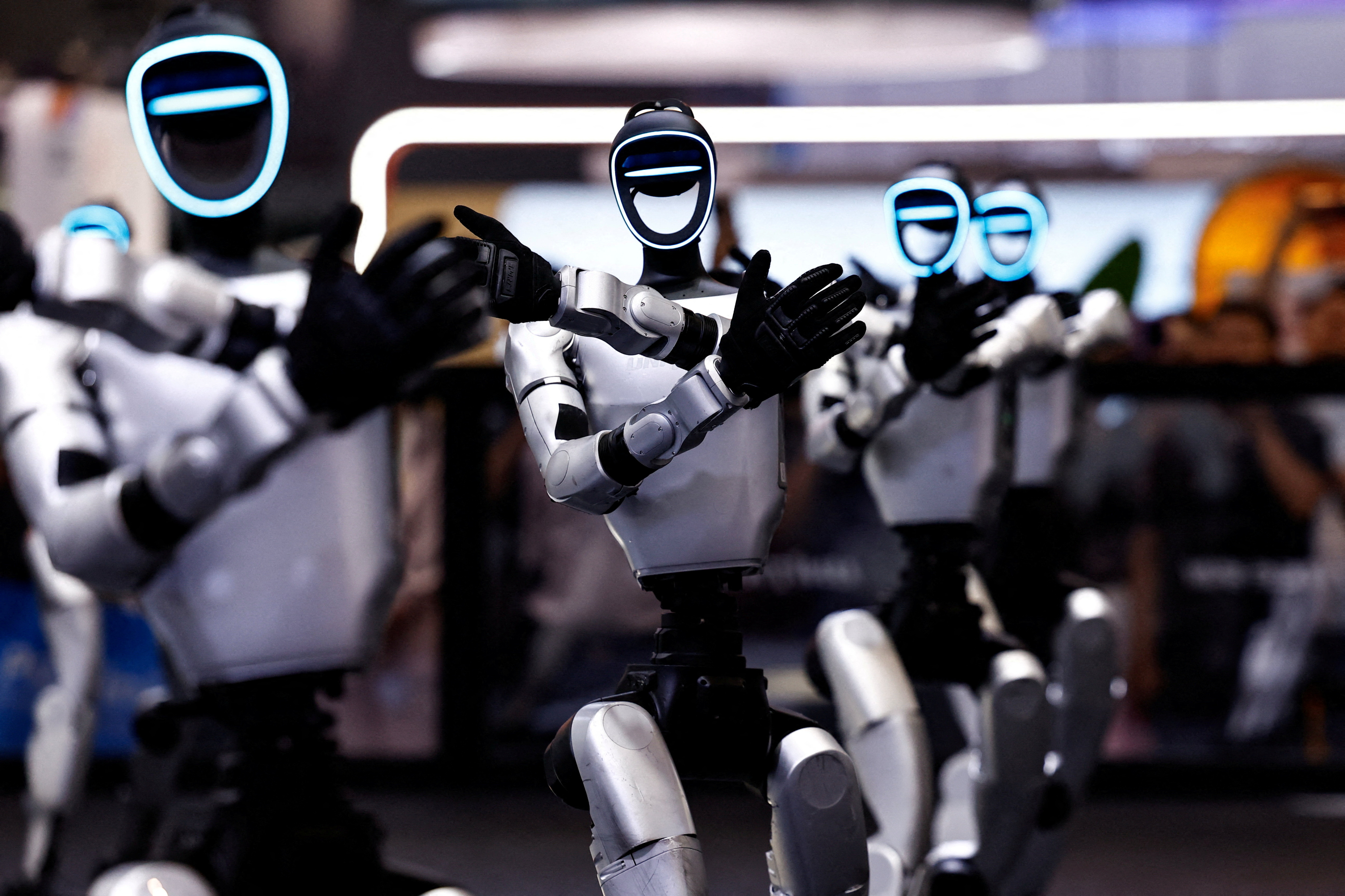 焦点：都市戦から敵陣潜入まで、中国軍が描く人型ロボットの戦場活用