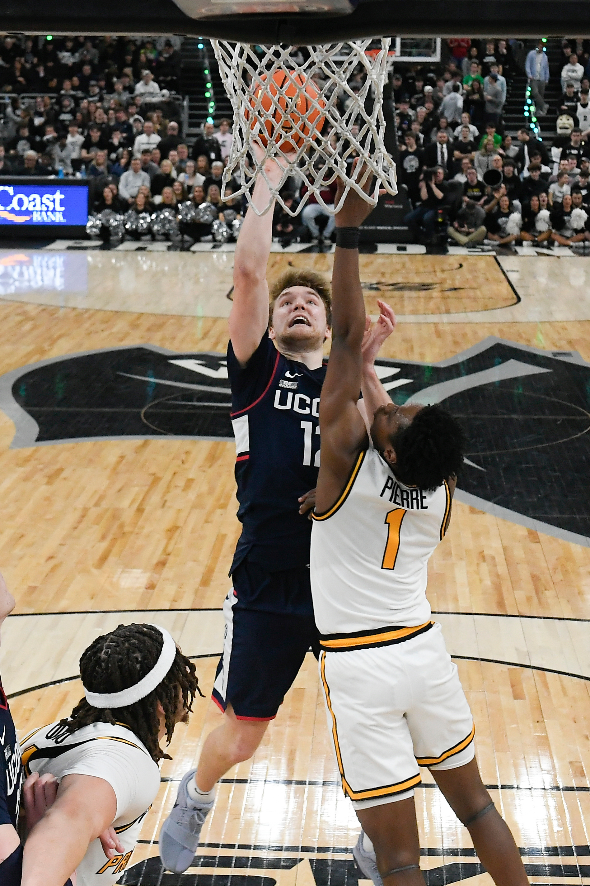 Hidalgo And Miles Lead Irish To Upset Of No. 2 UConn