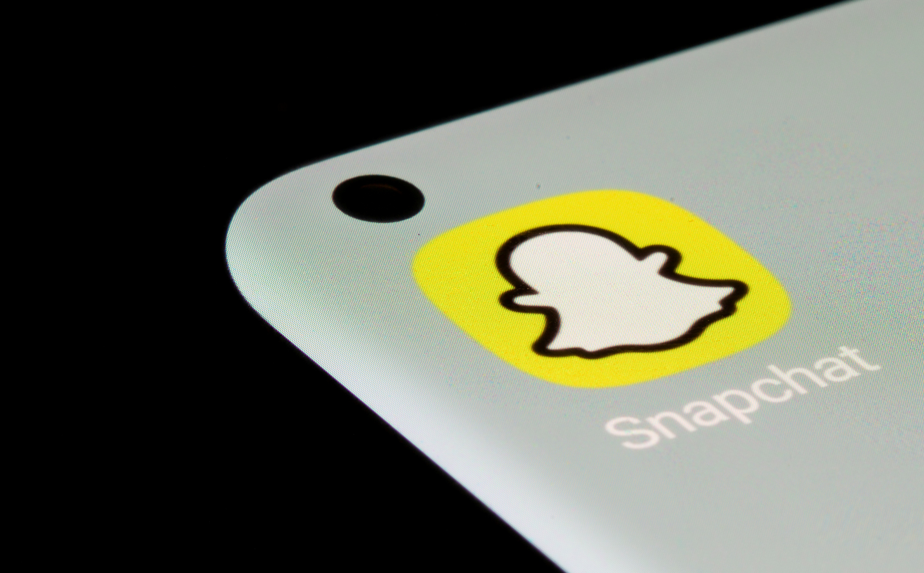 EXCLUSIVE Snap Inc hires first global head of platform safety | Reuters