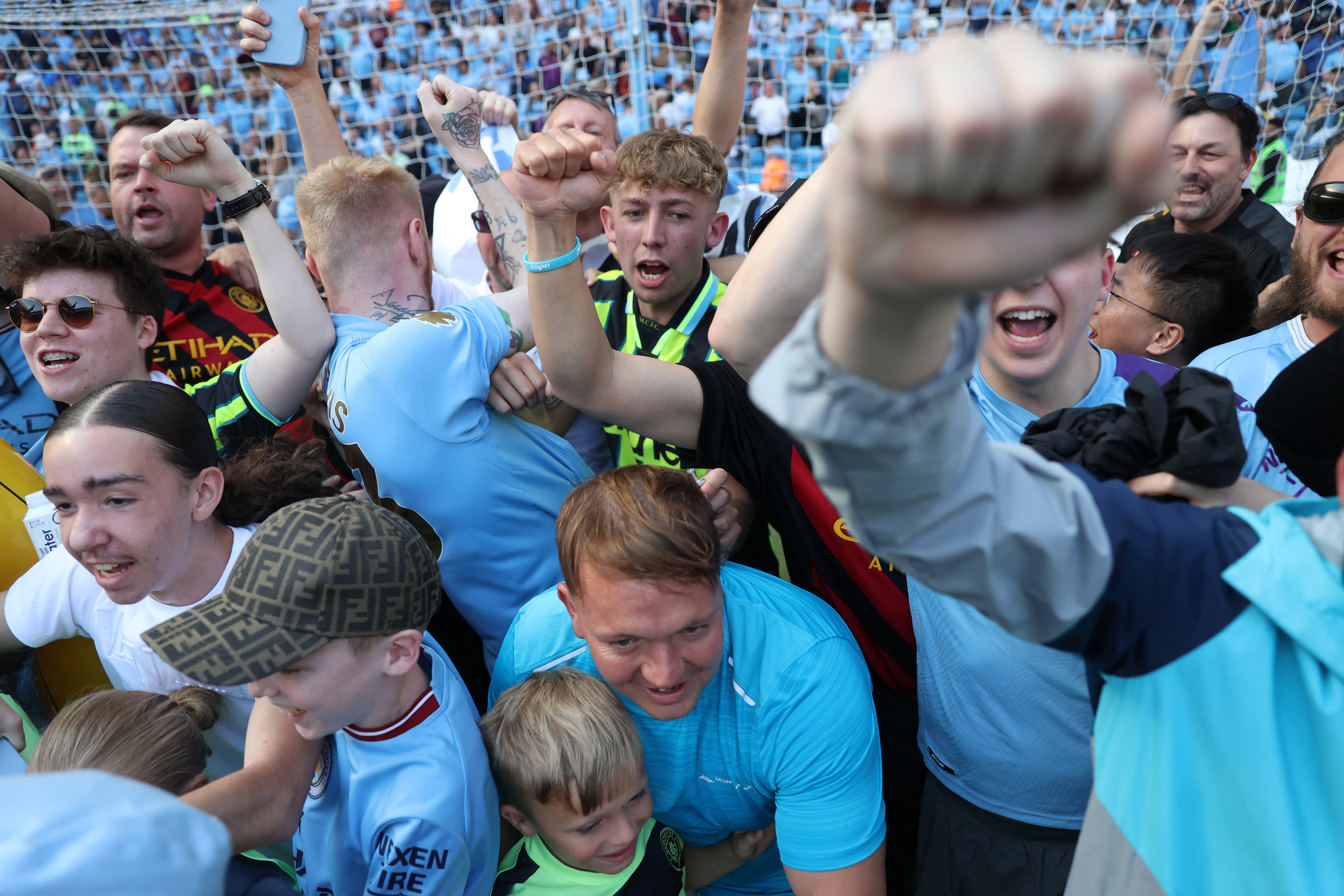 Manchester City celebrate Premier League title with 1-0 win over Chelsea