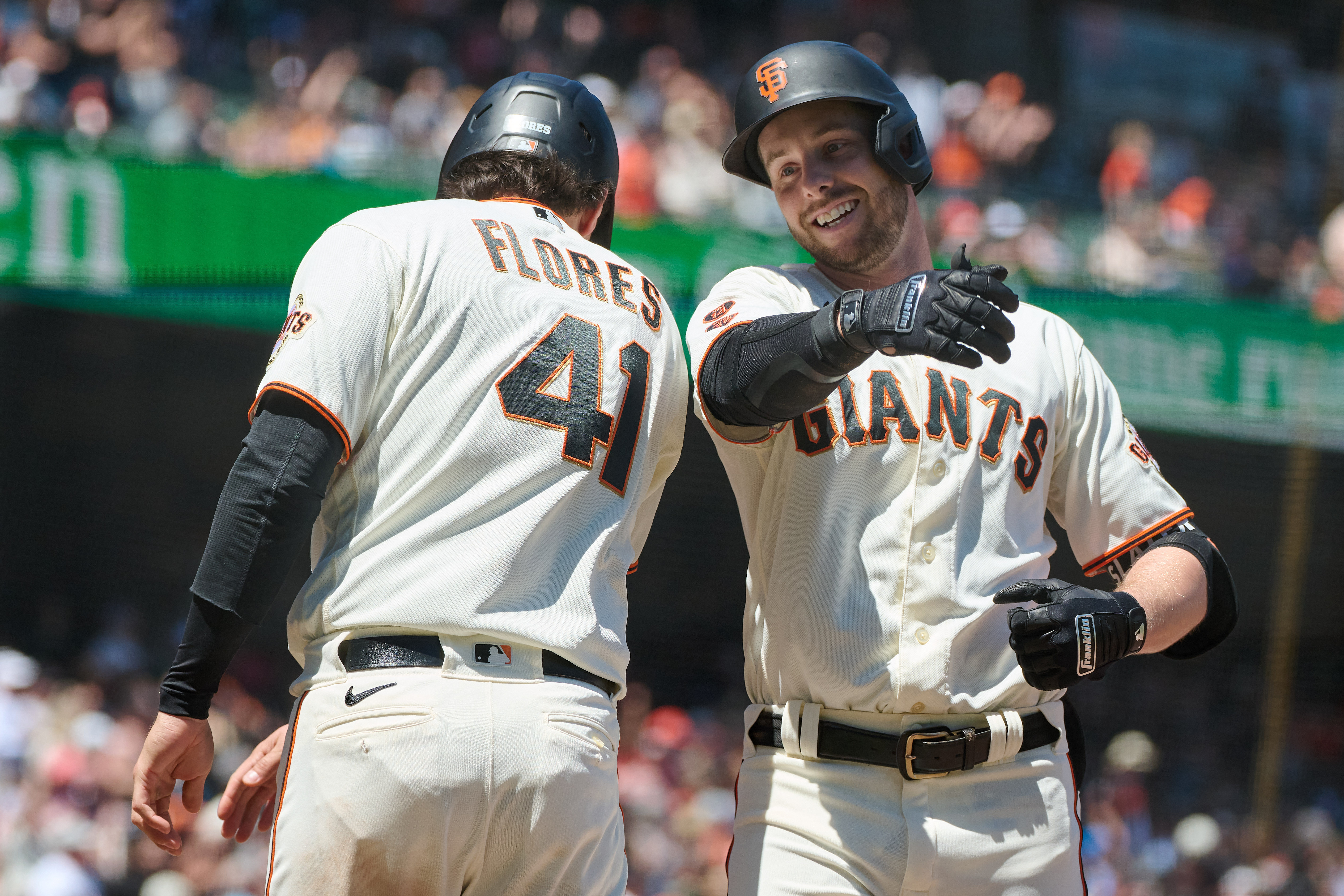 SF Giants, Wilmer Flores agree to contract extension: report