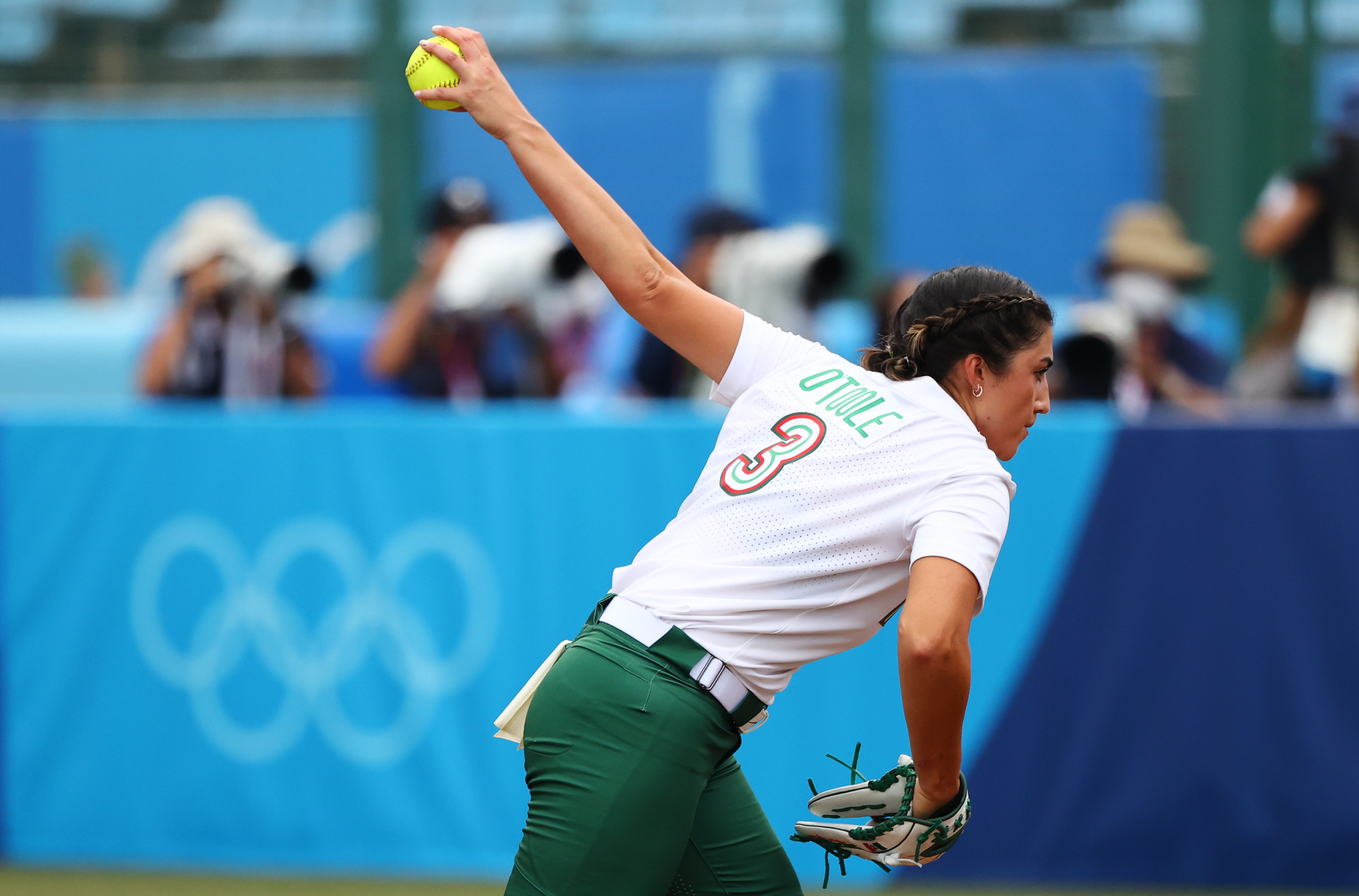 Softball Mexico To Take On U S In Clash Of Familiar Foes And Fiancees Reuters