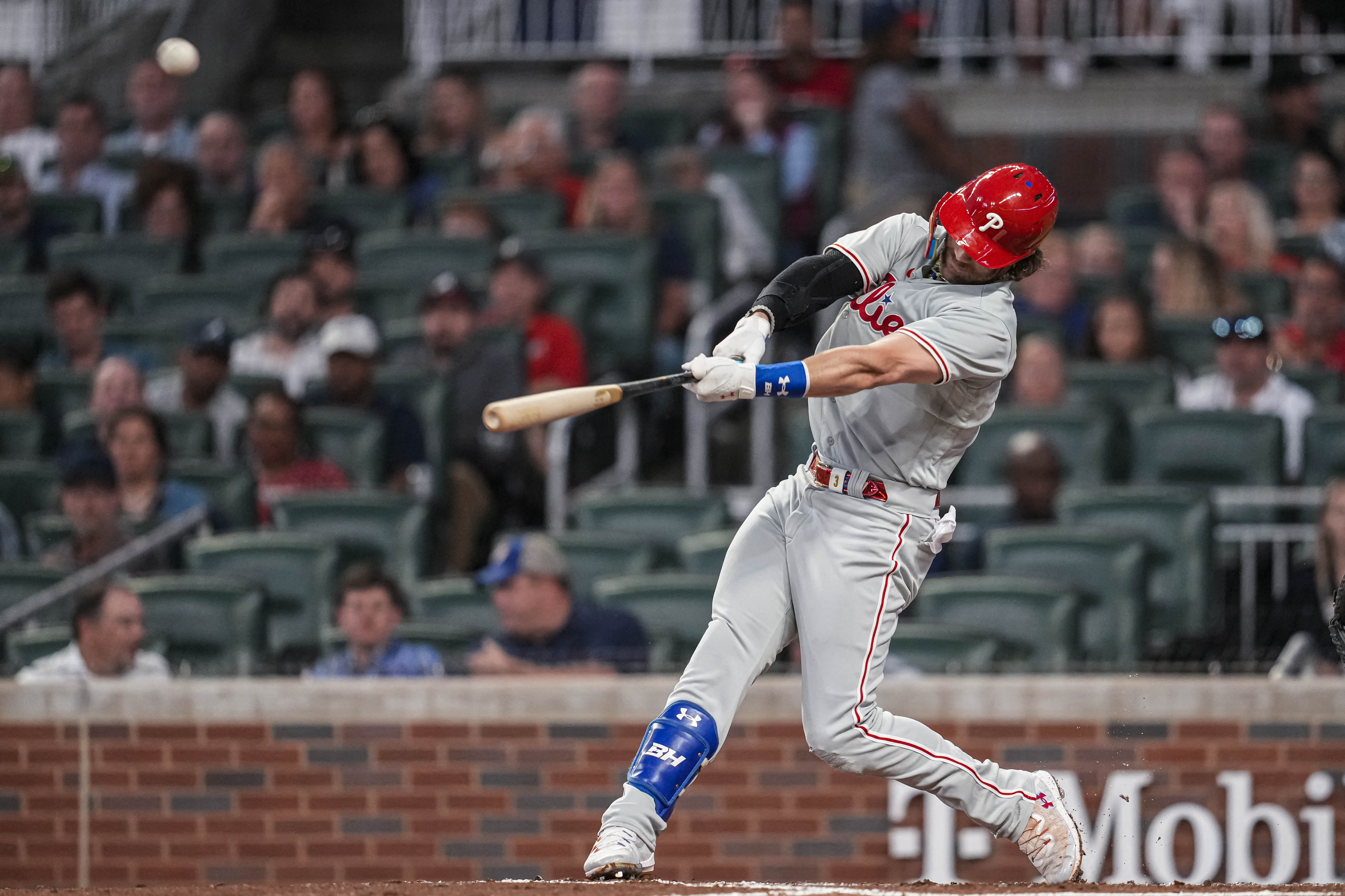 VIDEO: Bryce Harper's moonshot for Phillies vs. Braves sets MLB