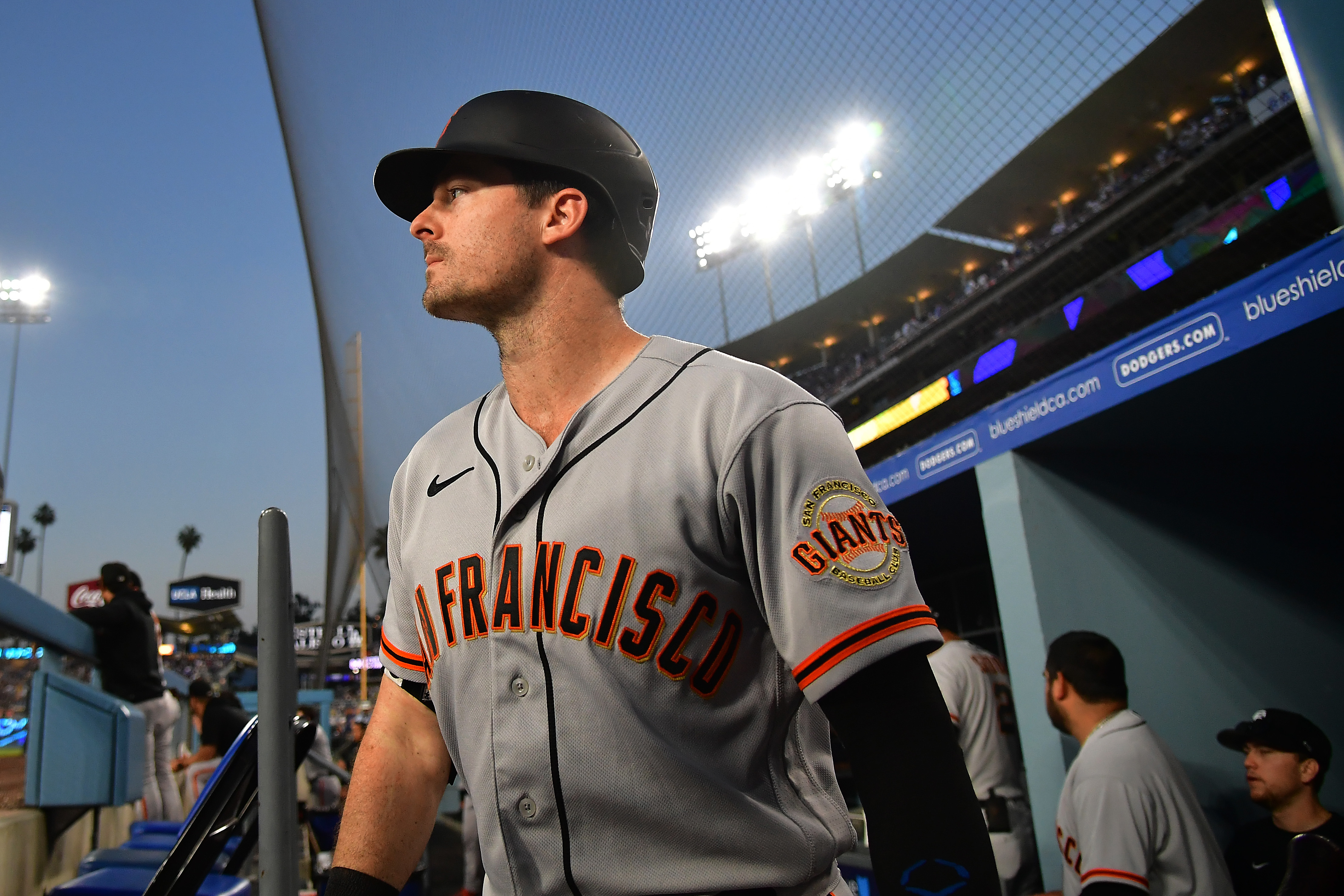 J.D. Davis helps Giants dismantle Dodgers, 15-0