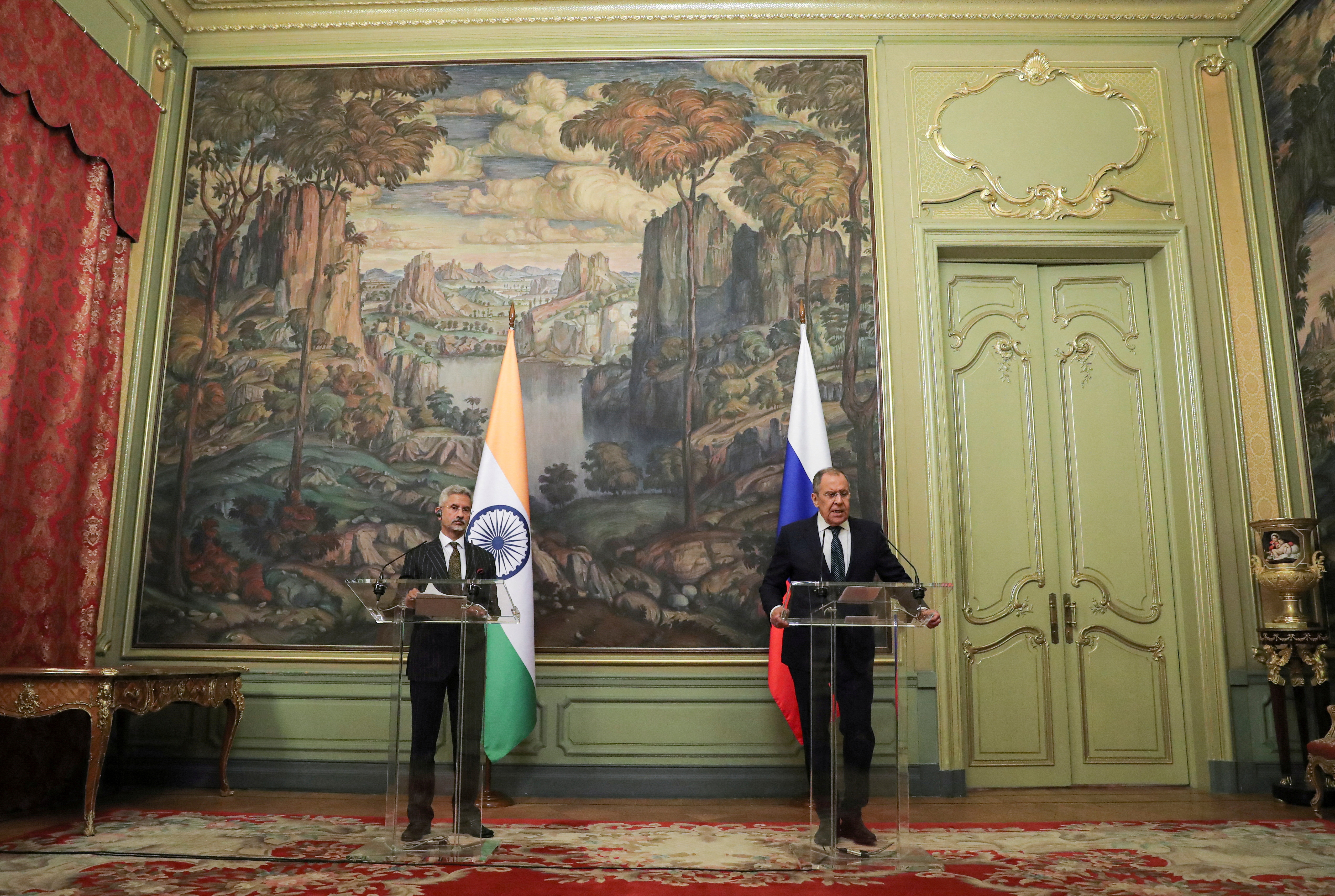 Russian Foreign Minister Lavrov and Indian Foreign Minister Jaishankar meet in Moscow