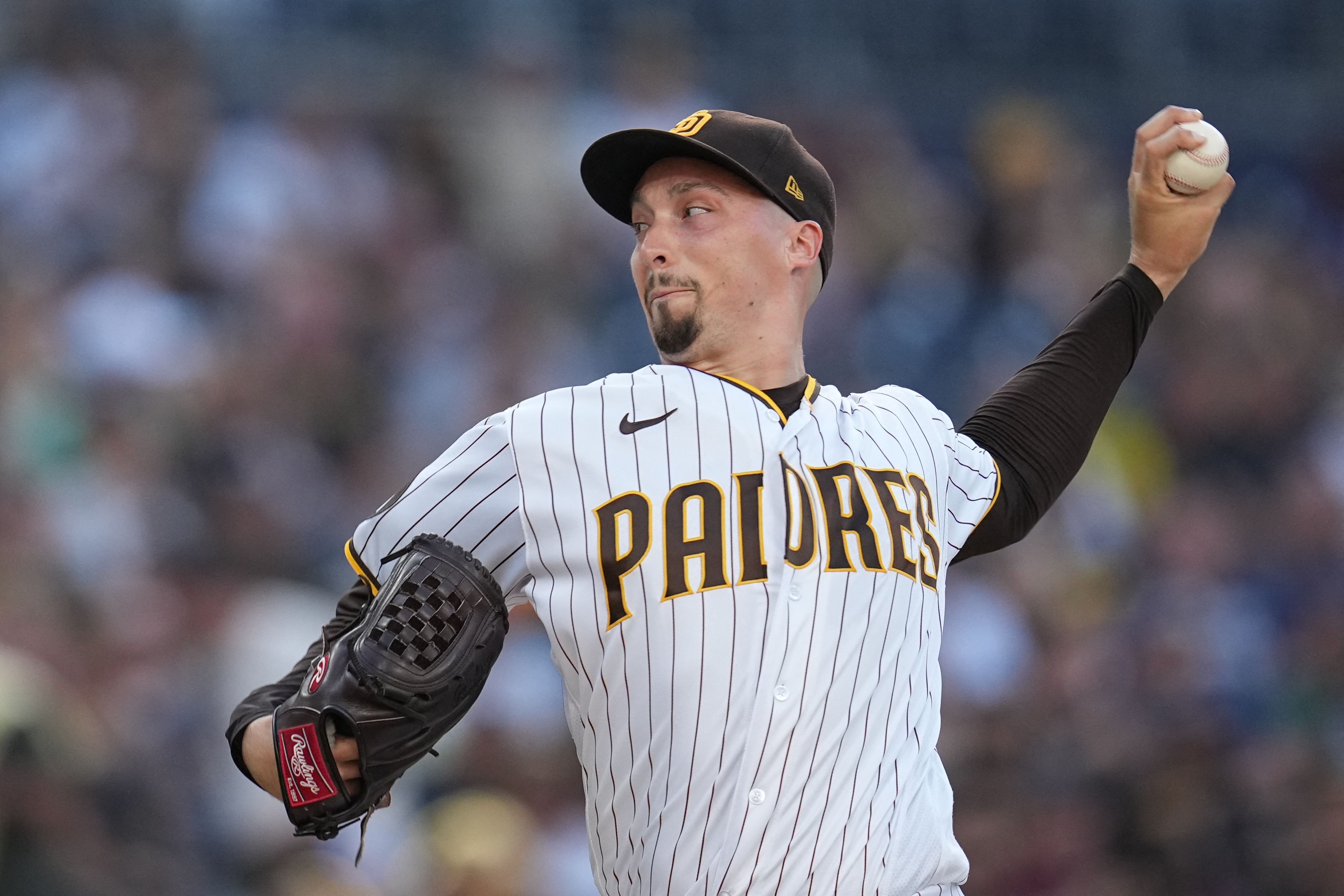 Pirates defeat Padres 7-1, hand Friars fourth straight loss