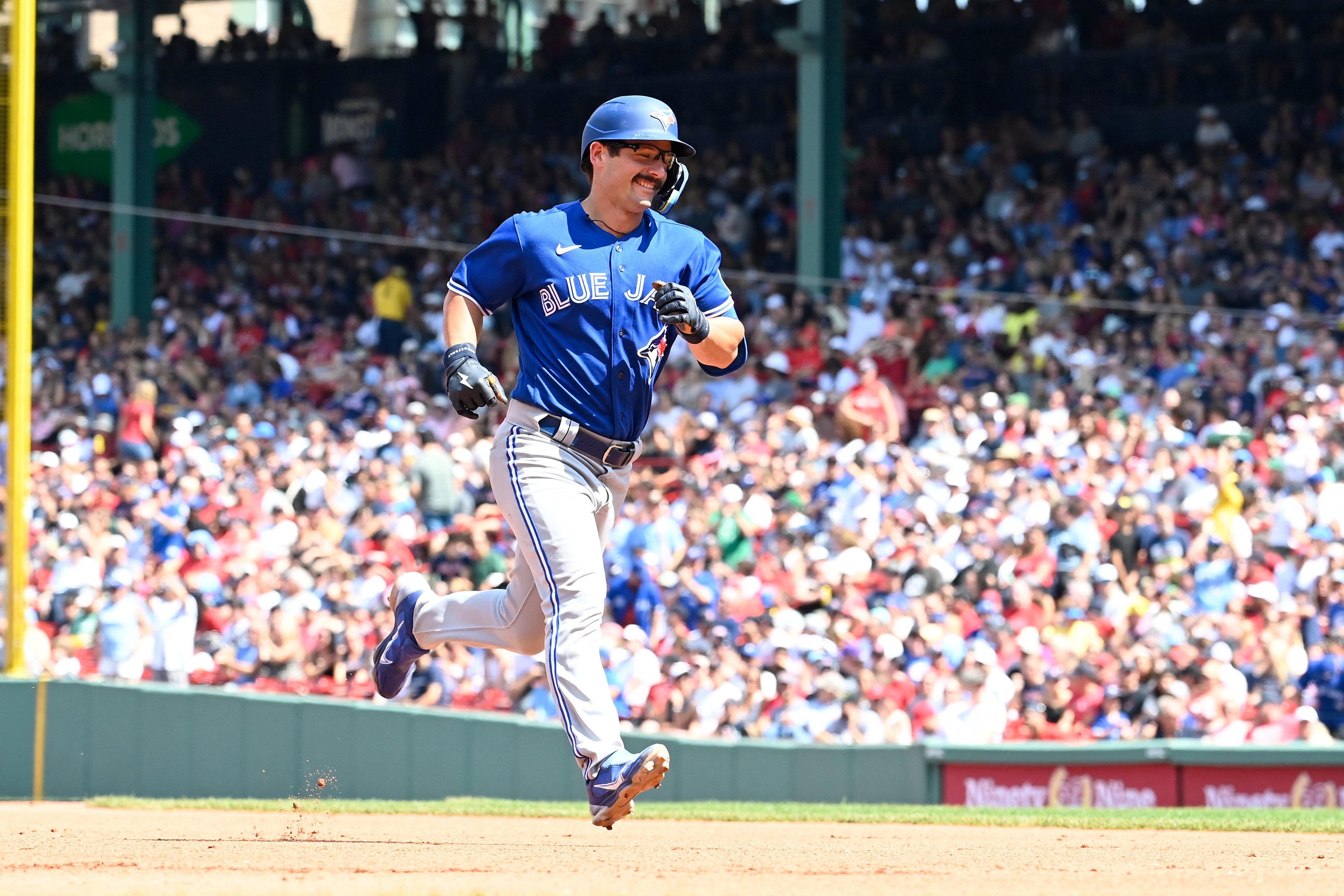 MLB roundup: Blue Jays crush Red Sox for series sweep