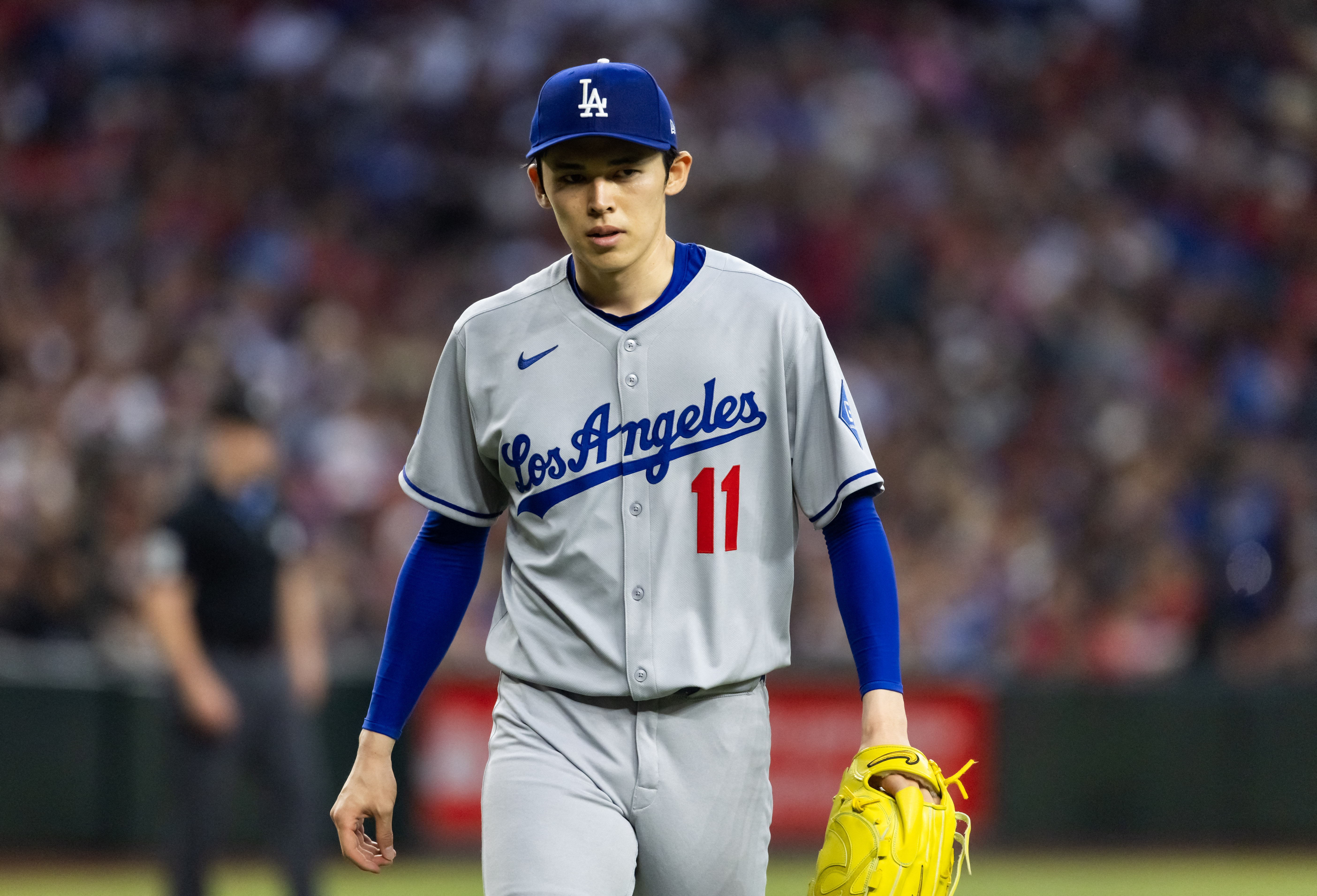 佐々木朗希選手　ボブルヘッドフィギュア　　　マリ一ンズ　ドジャース 超特価sale開催】 佐々木朗希選手 ボブルヘッドフィギュア マリ