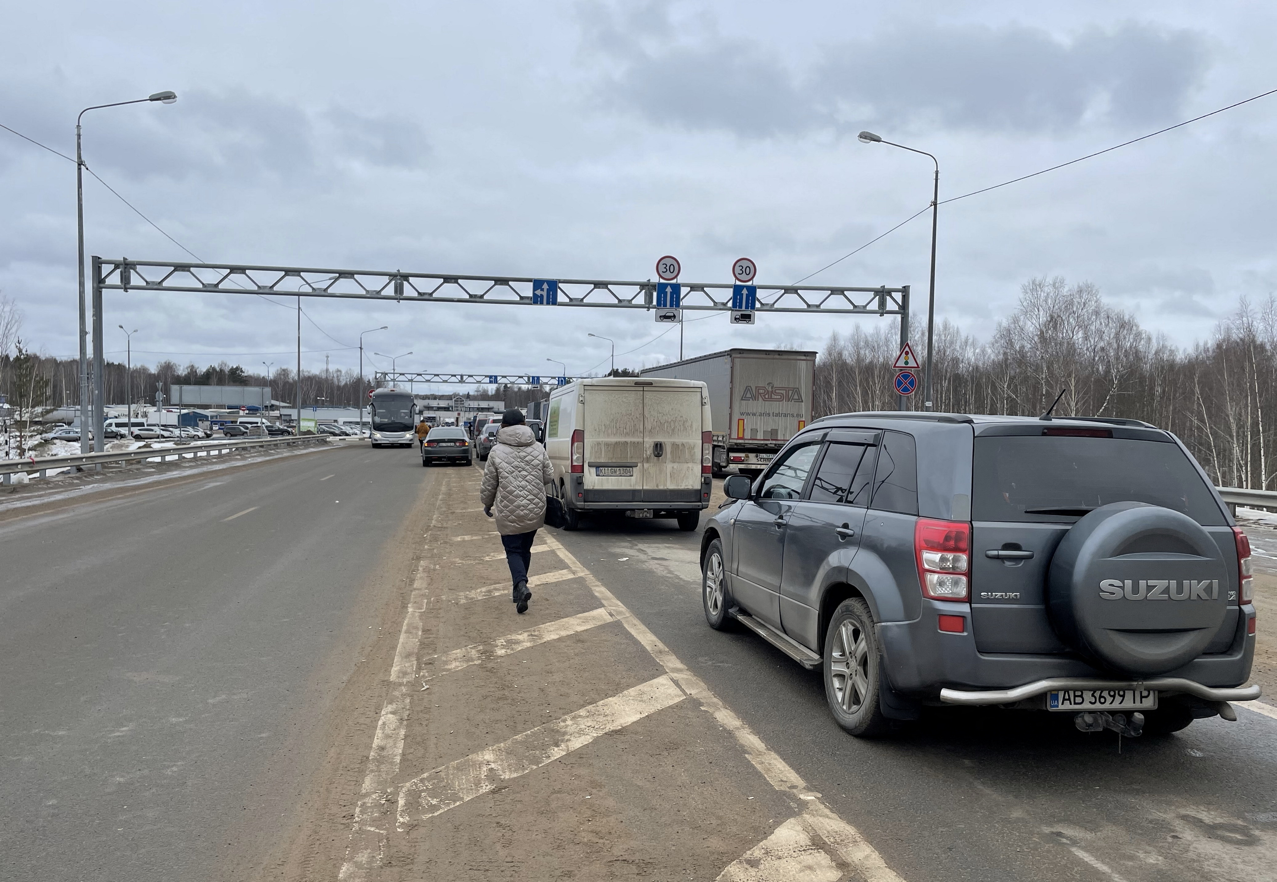 Burachki-Terehova border crossing on the Russian-Lavian border