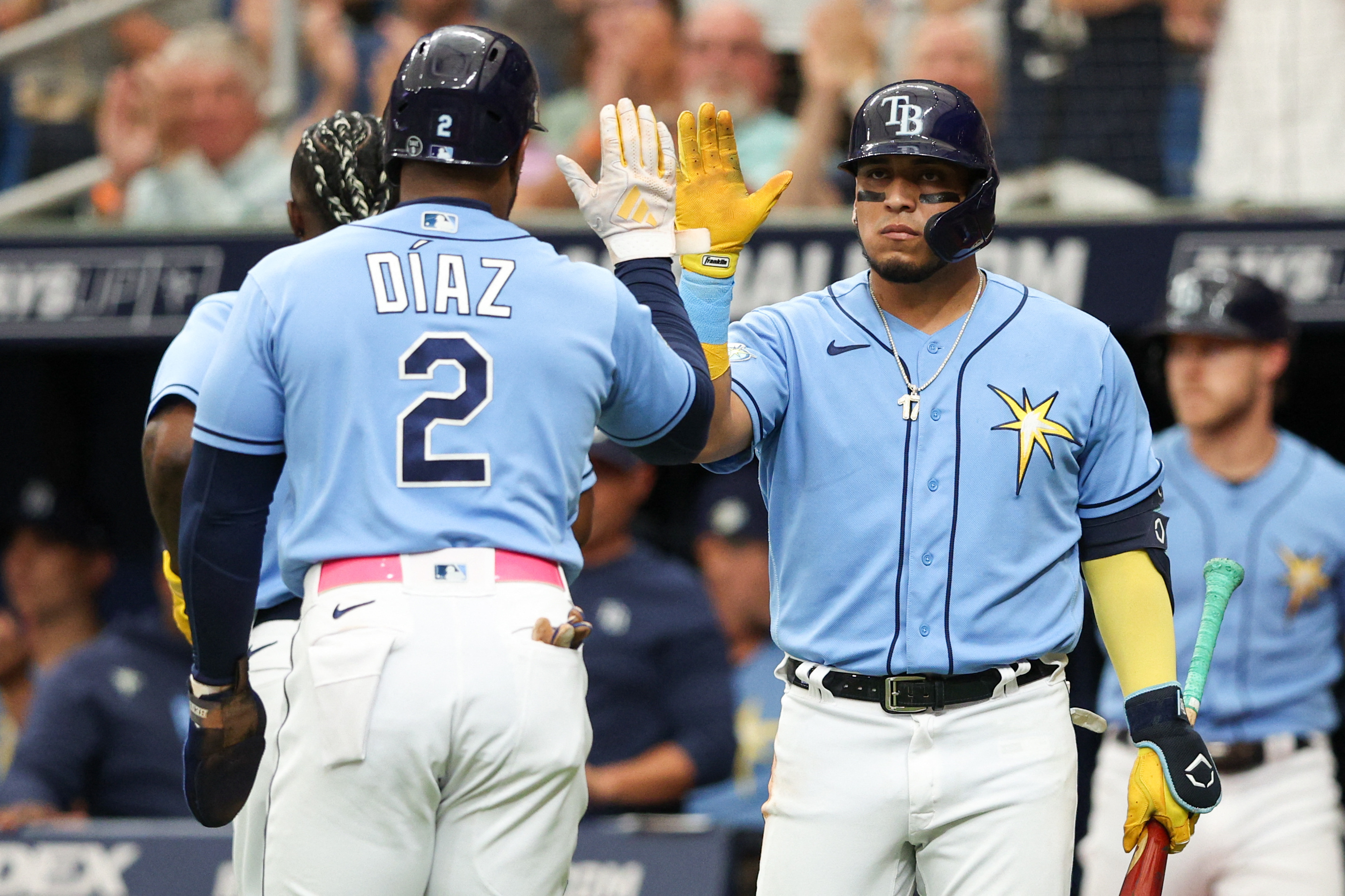 Rays salvage win, end losing streak against Braves | Reuters