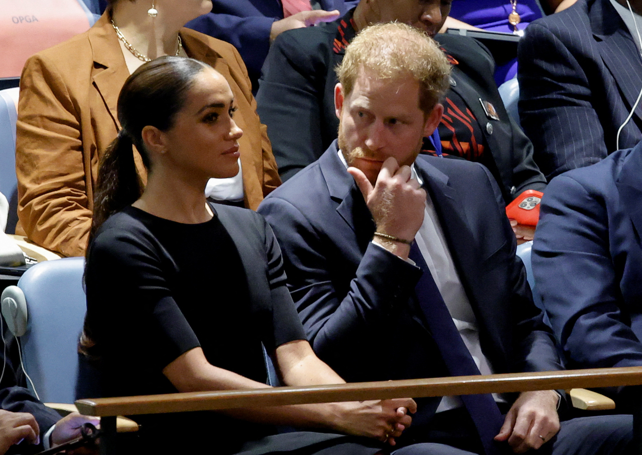 Harry y Meghan ‘casi desastre’ en persecución de paparazzi en Nueva York, dice representante