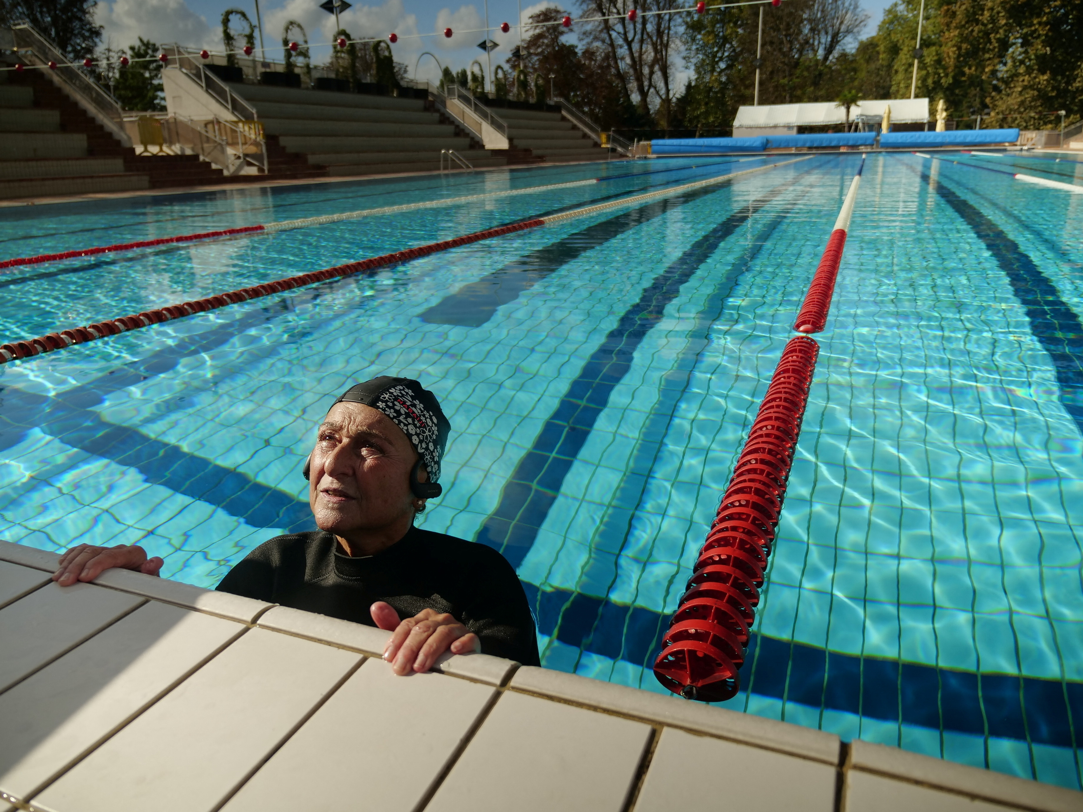 Brrrr! Wetsuits required as French outdoor pool cuts heating