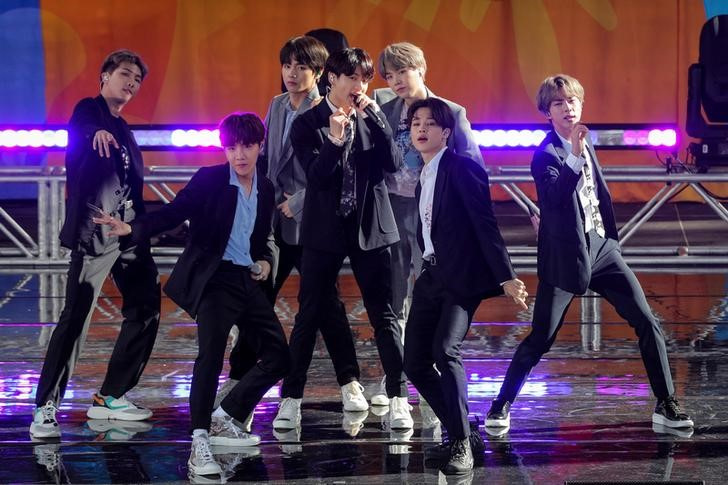 BTS LOVE YOURSELF WORLD TOUR 2018 CONCERT POSTER - K-Pop Music, Korea Boy  Band