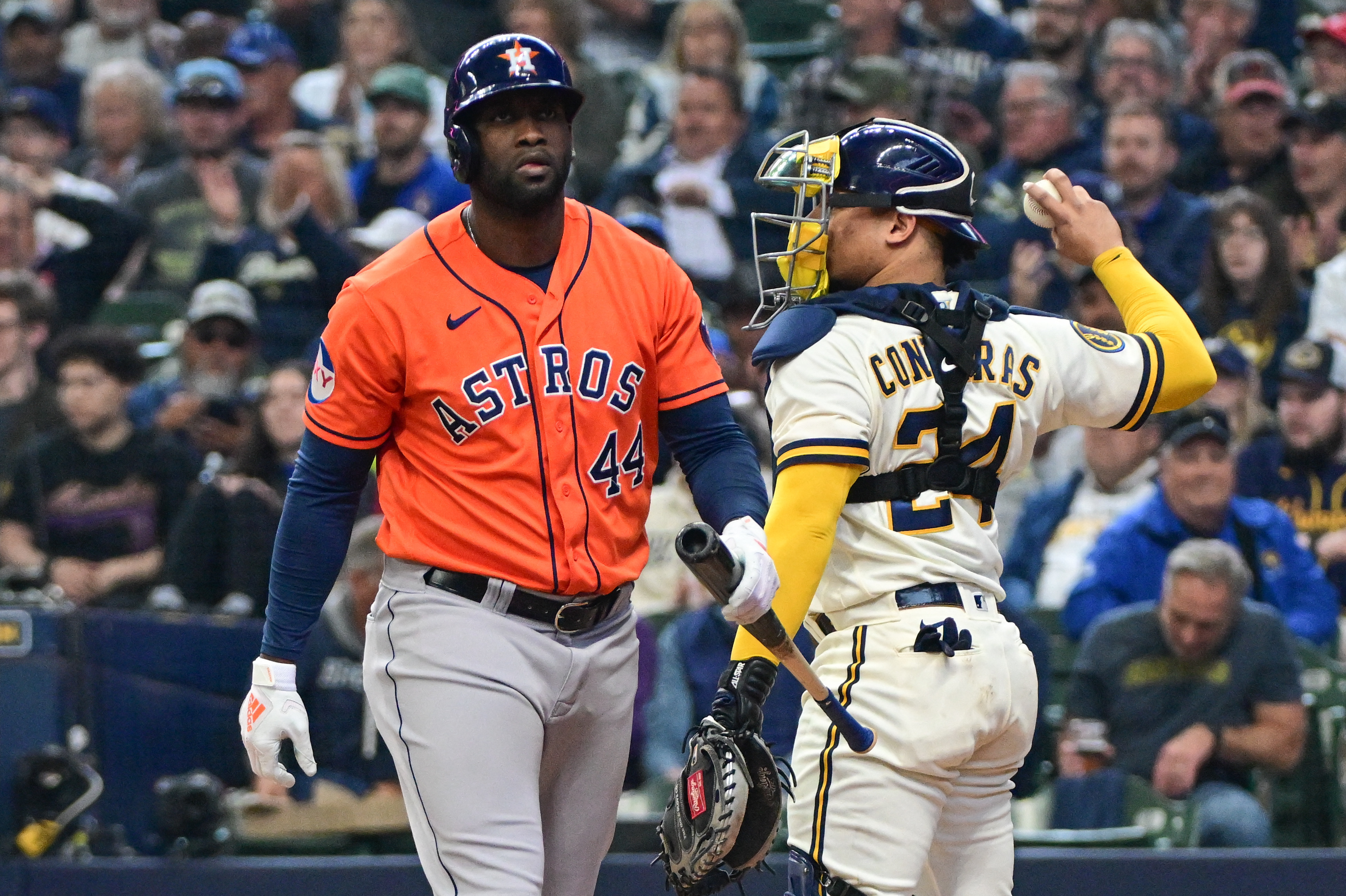 Houston Astros vs Milwaukee Brewers - May 22, 2023