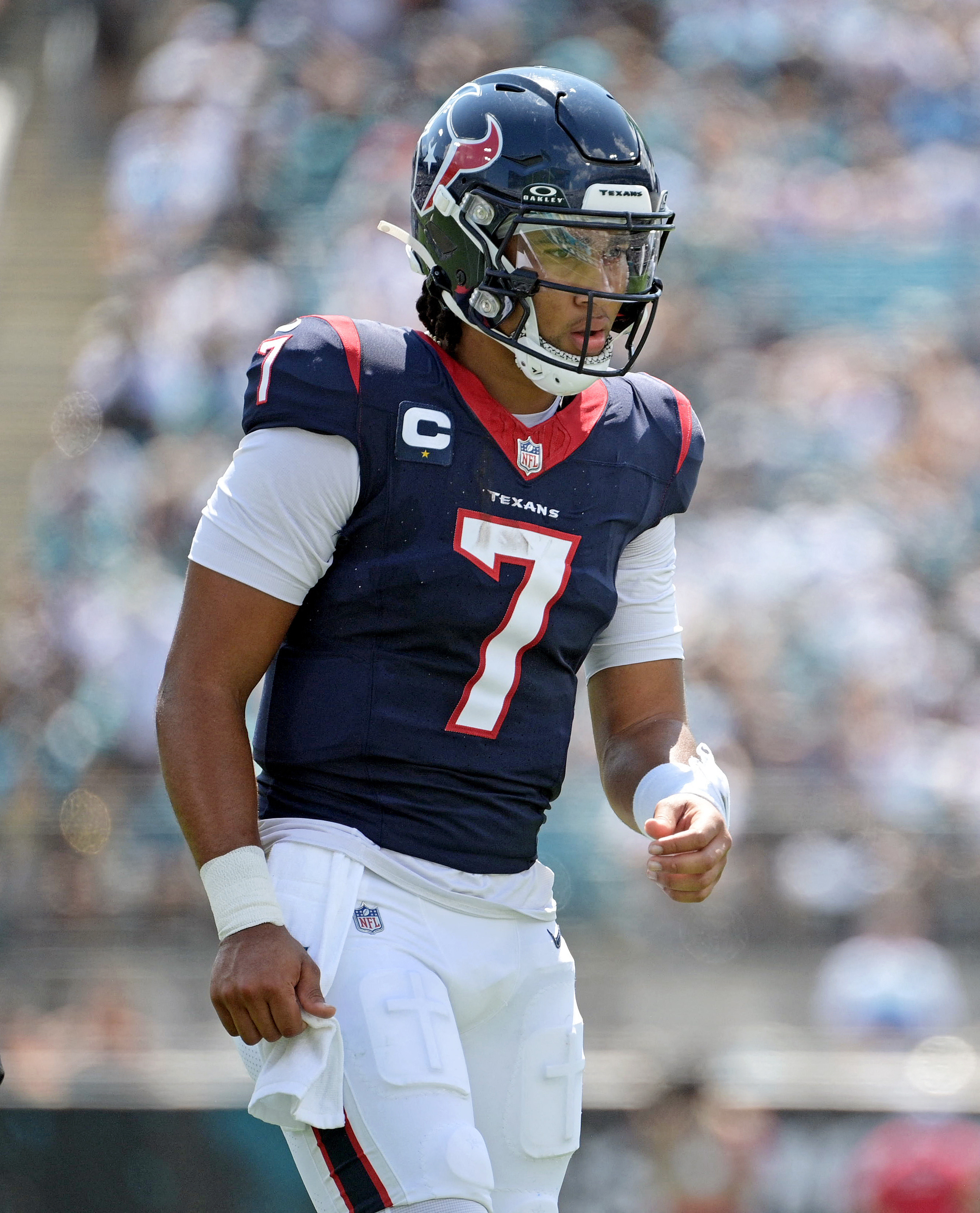 Texans grab big lead, upset Jaguars