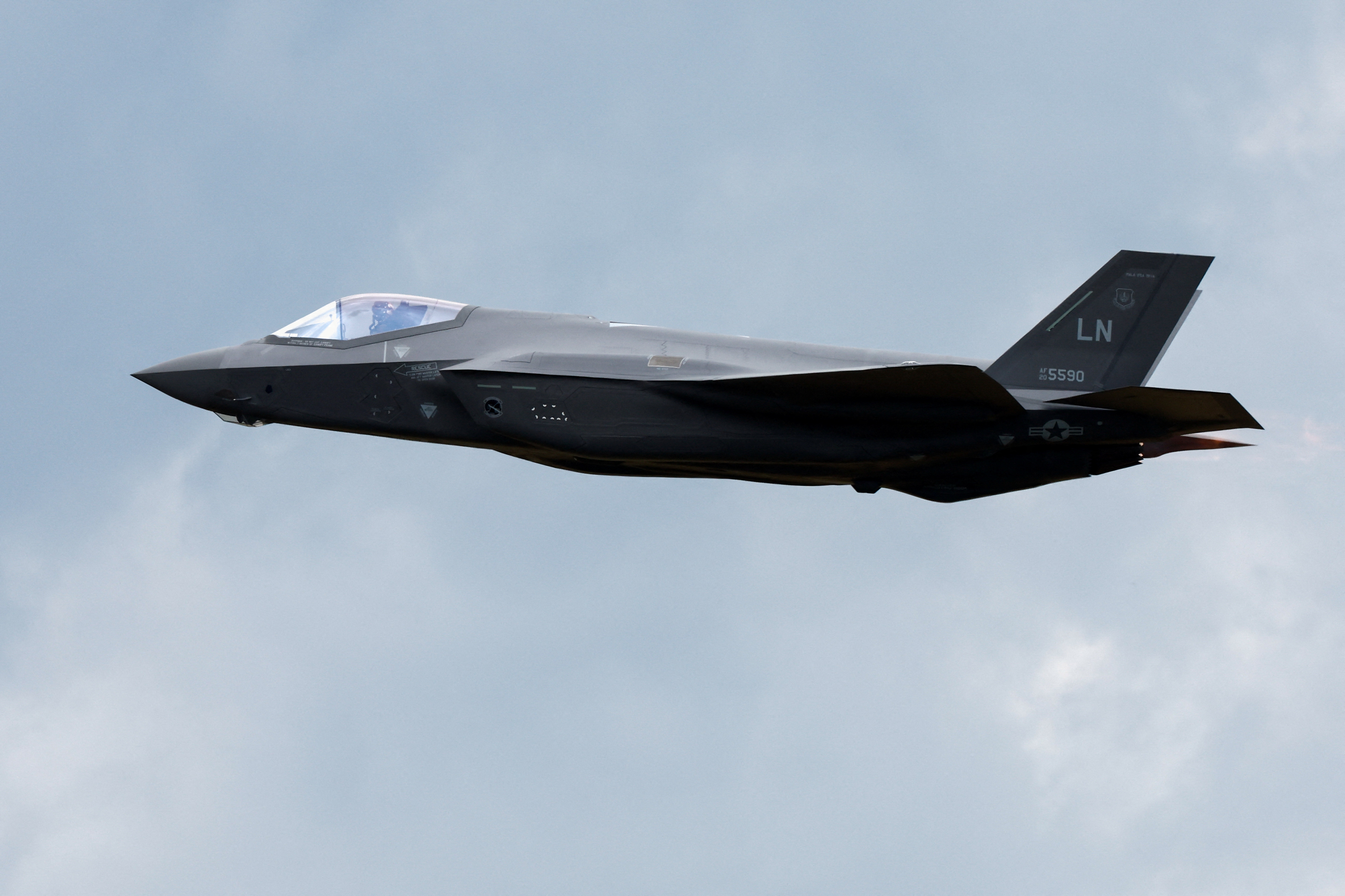 Lockheed Martin Reimagines Future Warfare with Henosis - Avionics  International