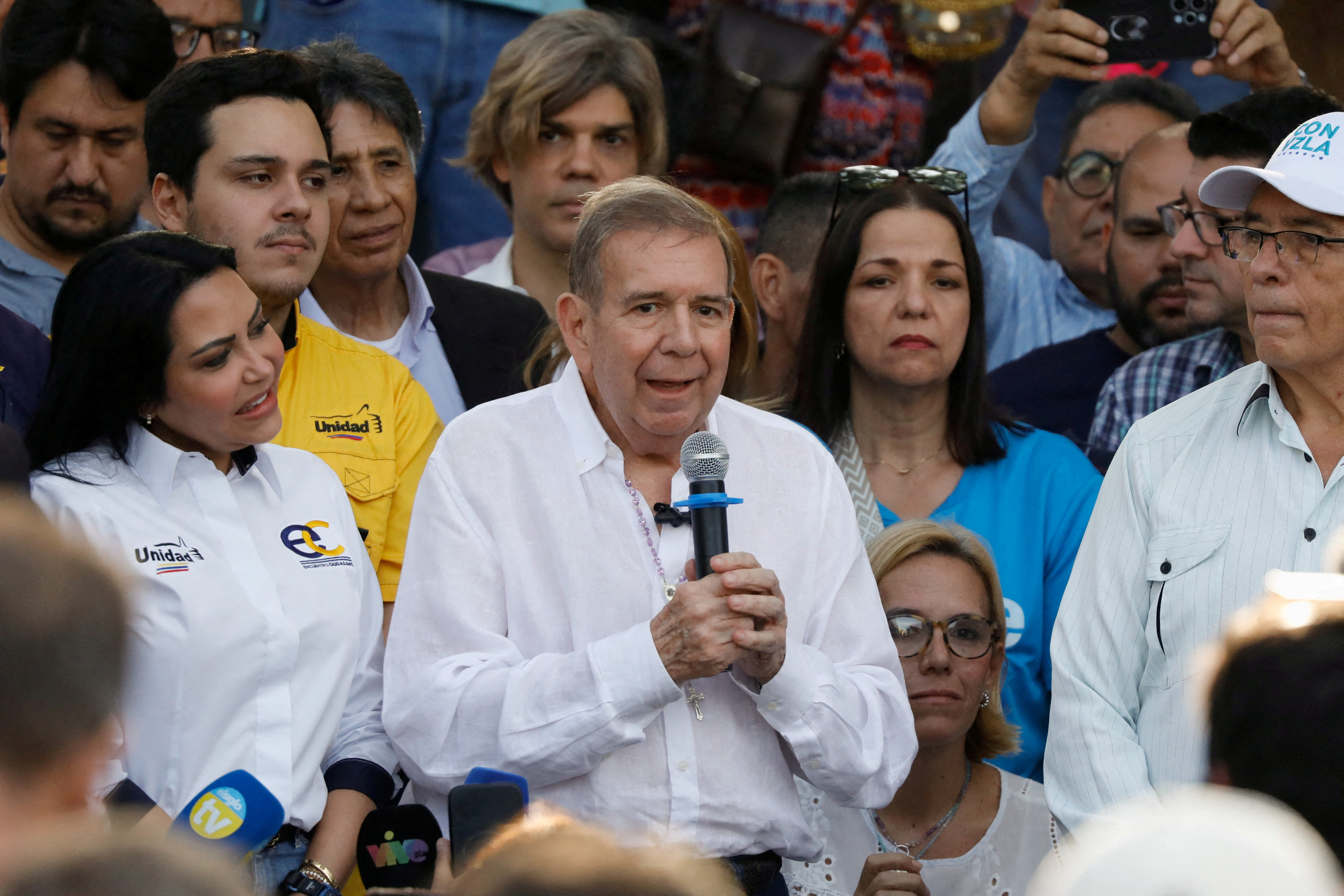 Venezuelan opposition presidential candidate Edmundo Gonzalez participates in rally with the members of the electoral table in Caracas