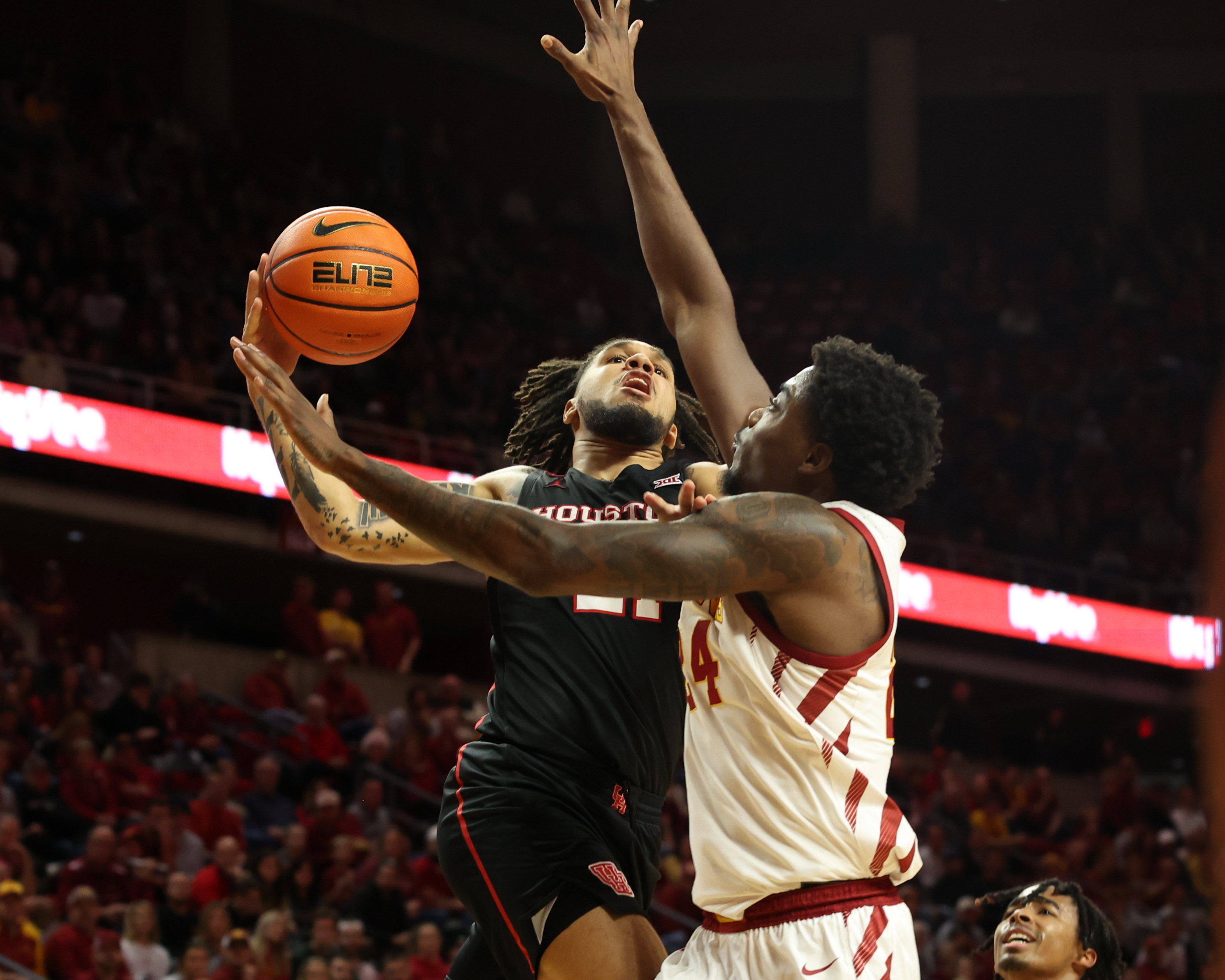 No. 2 Houston, Last Of The Unbeatens, Falls To Iowa State | Reuters