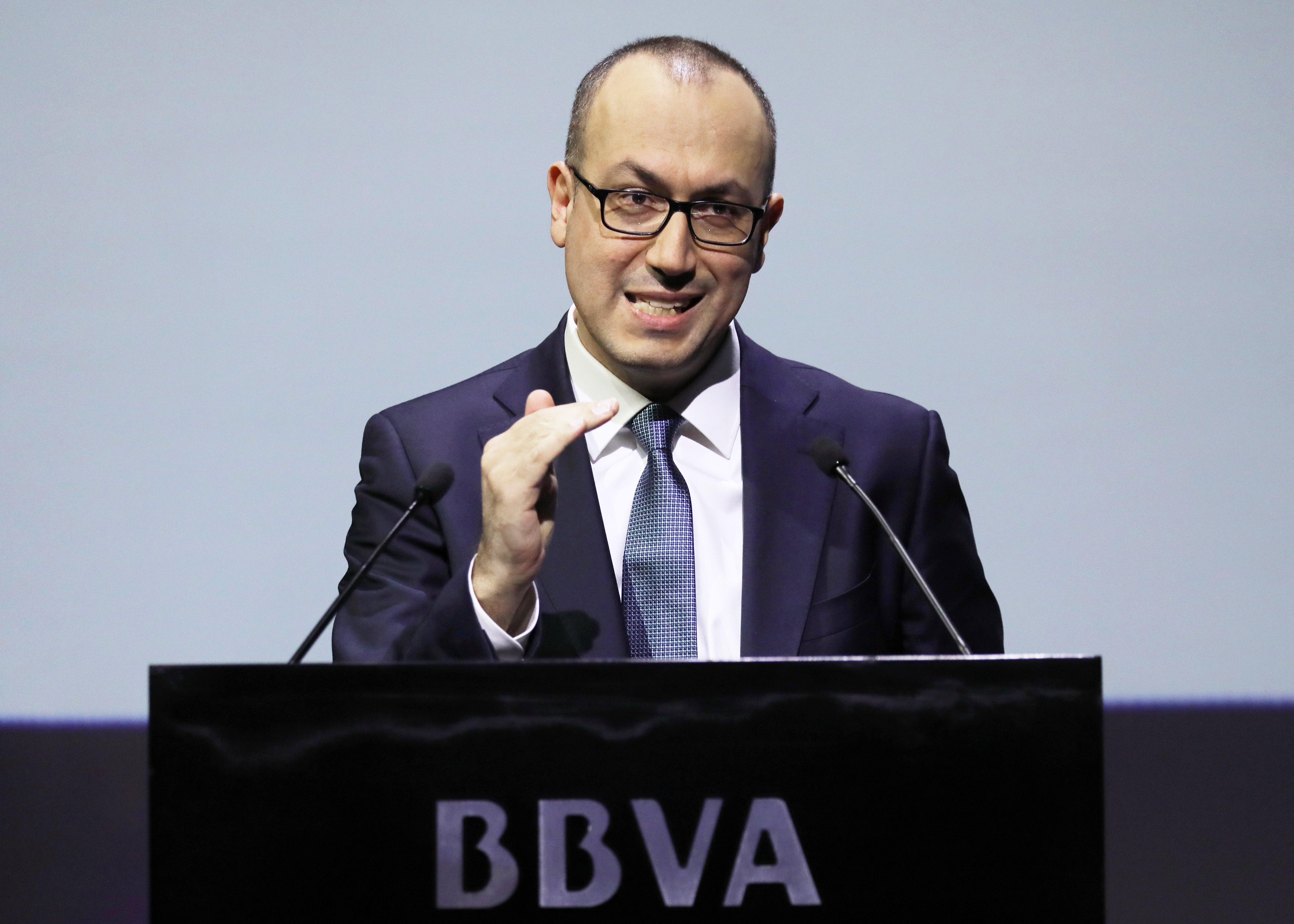 Spanish bank BBVA's Chief Executive Officer Onur Genc speaks during the annual results presentation at the company's headquarters in Madrid, Spain February 1, 2019. REUTERS/Sergio Perez/File Photo
