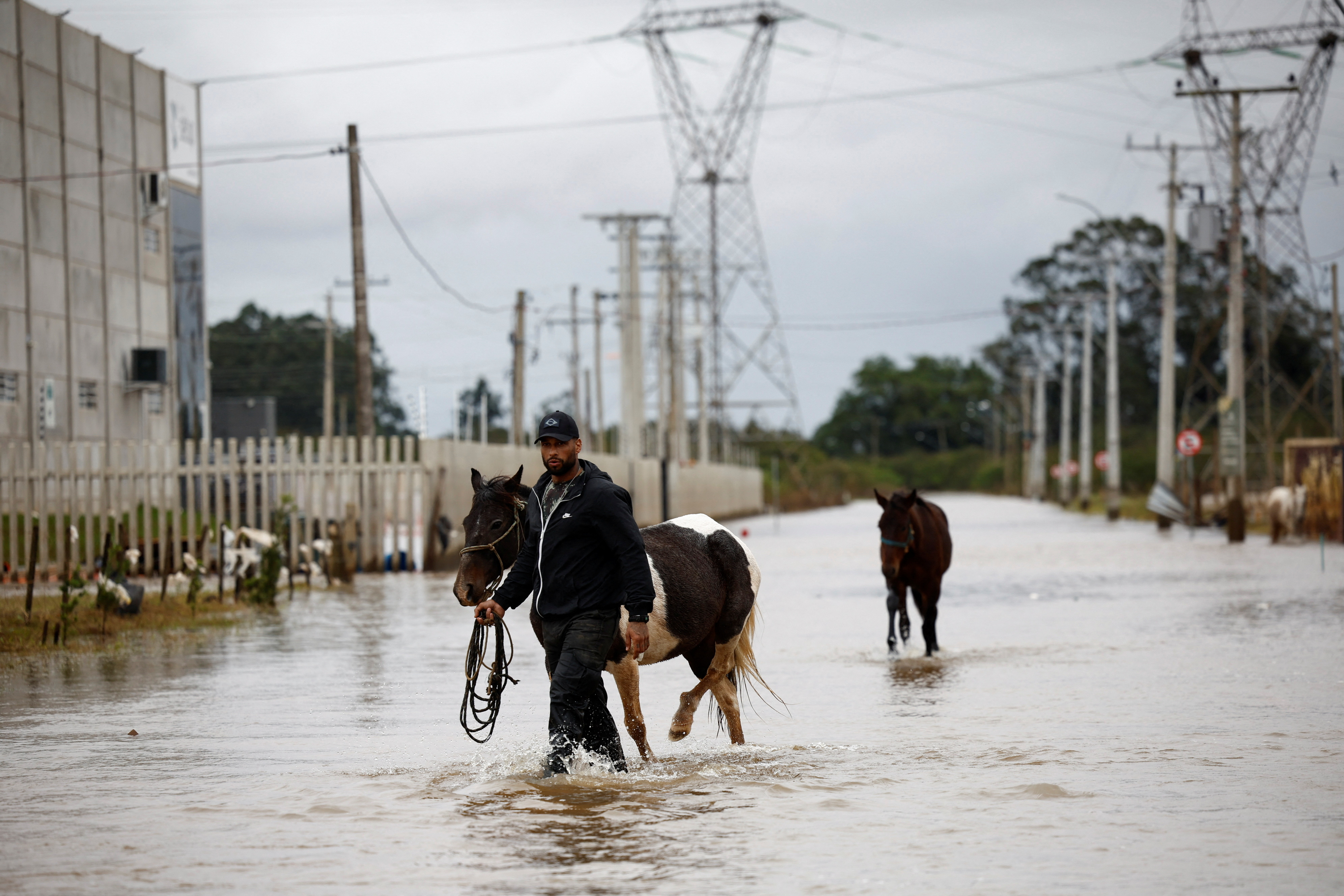 In pictures: Death toll from floods in Brazil rises - May 14, 2024 ...