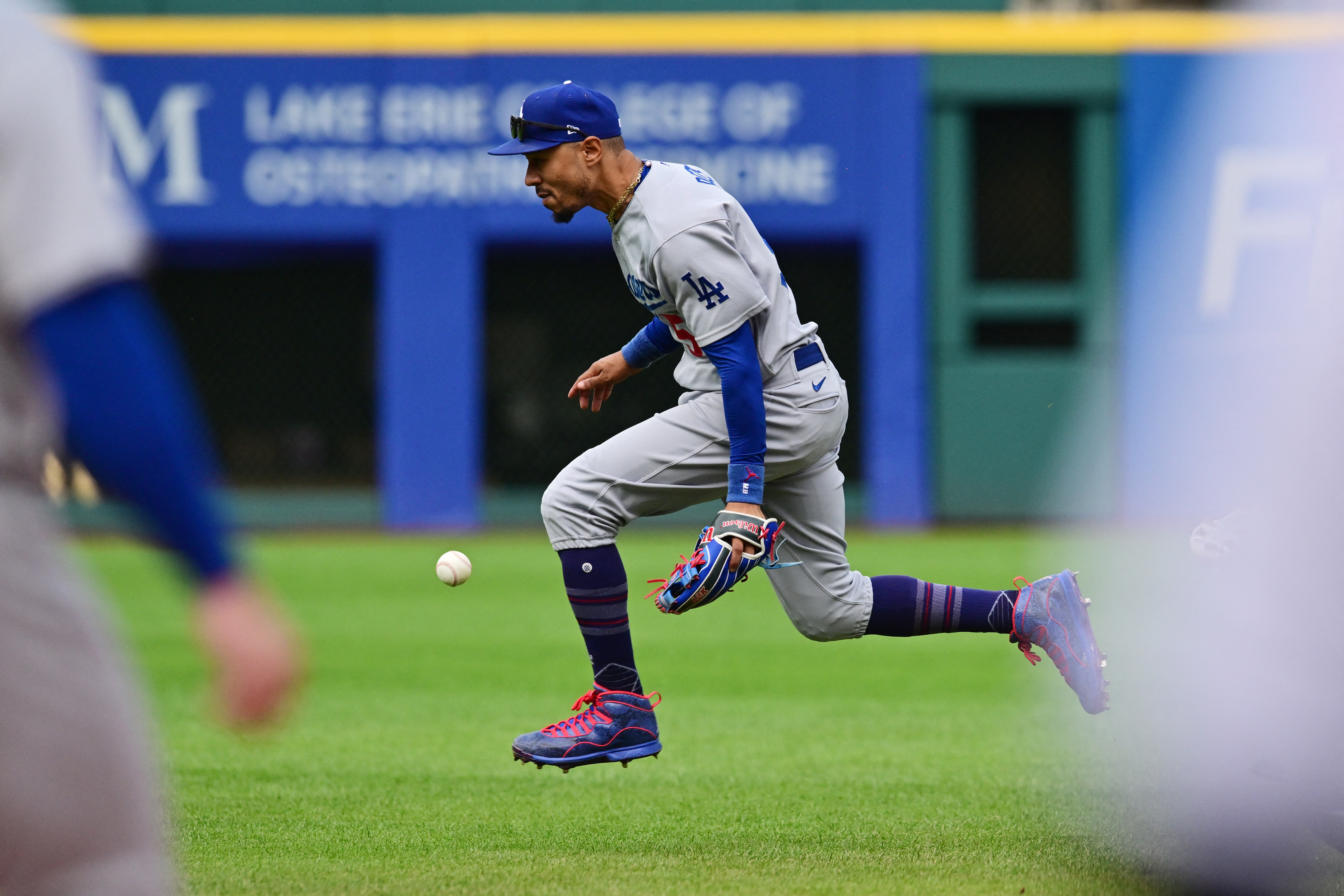 Betts has 5 hits, then Hernández homers and doubles twice as Dodgers beat  Guardians 6-1 and 9-3 - The San Diego Union-Tribune