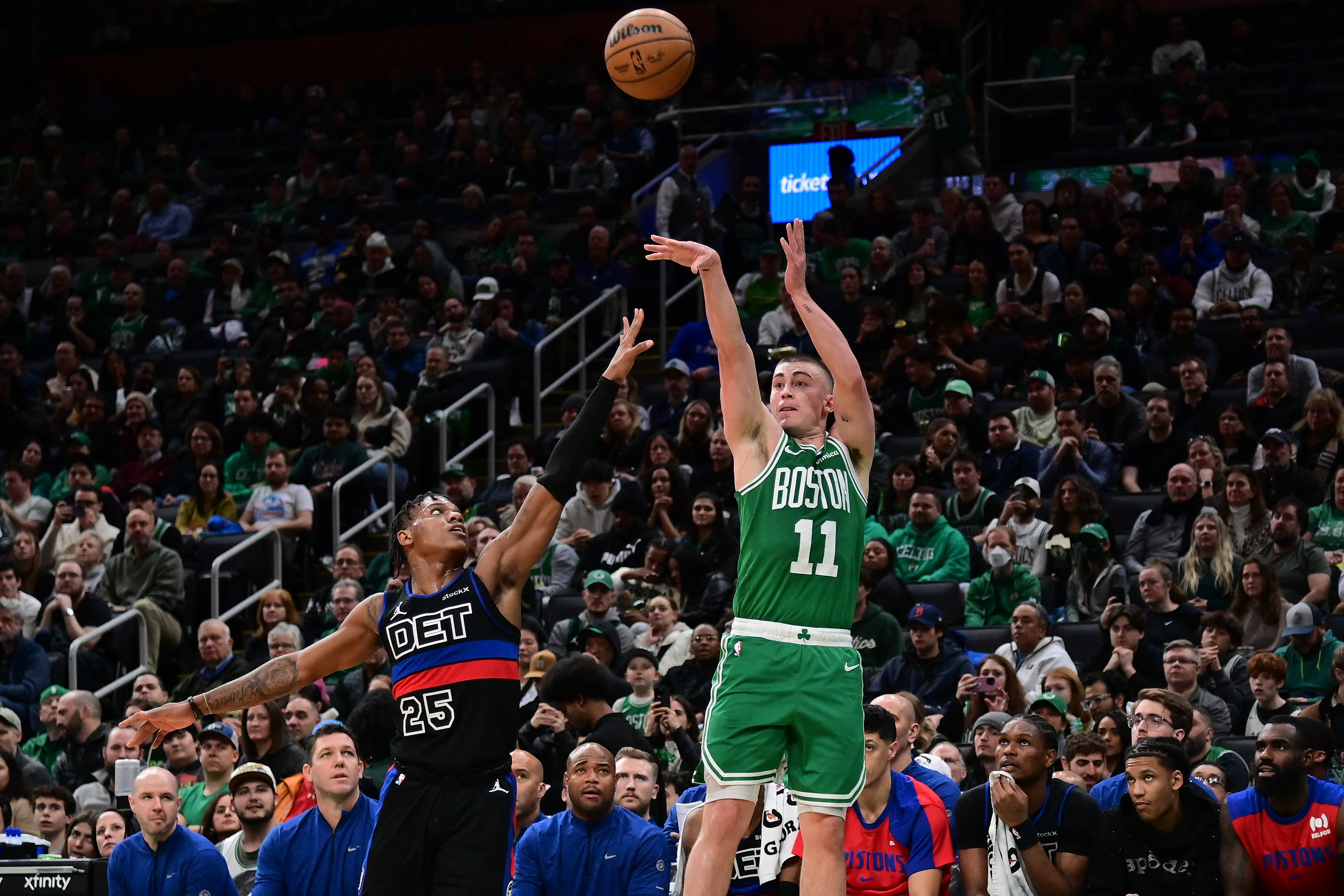 NBA＝セルティックスがピストンズに快勝、ヒートは4連勝 | ロイター