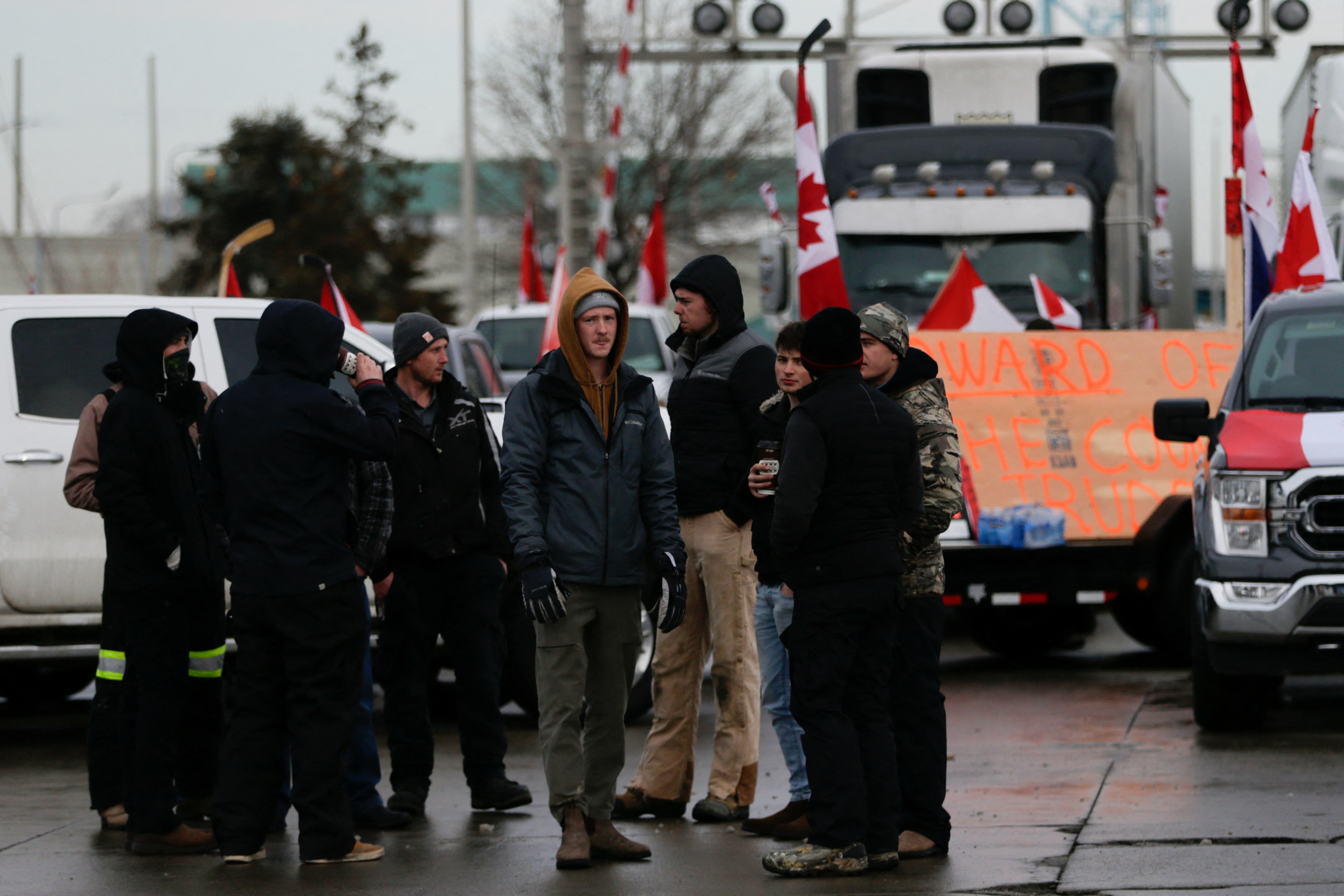 Truckers continue to protest against COVID-19 mandates in Canada