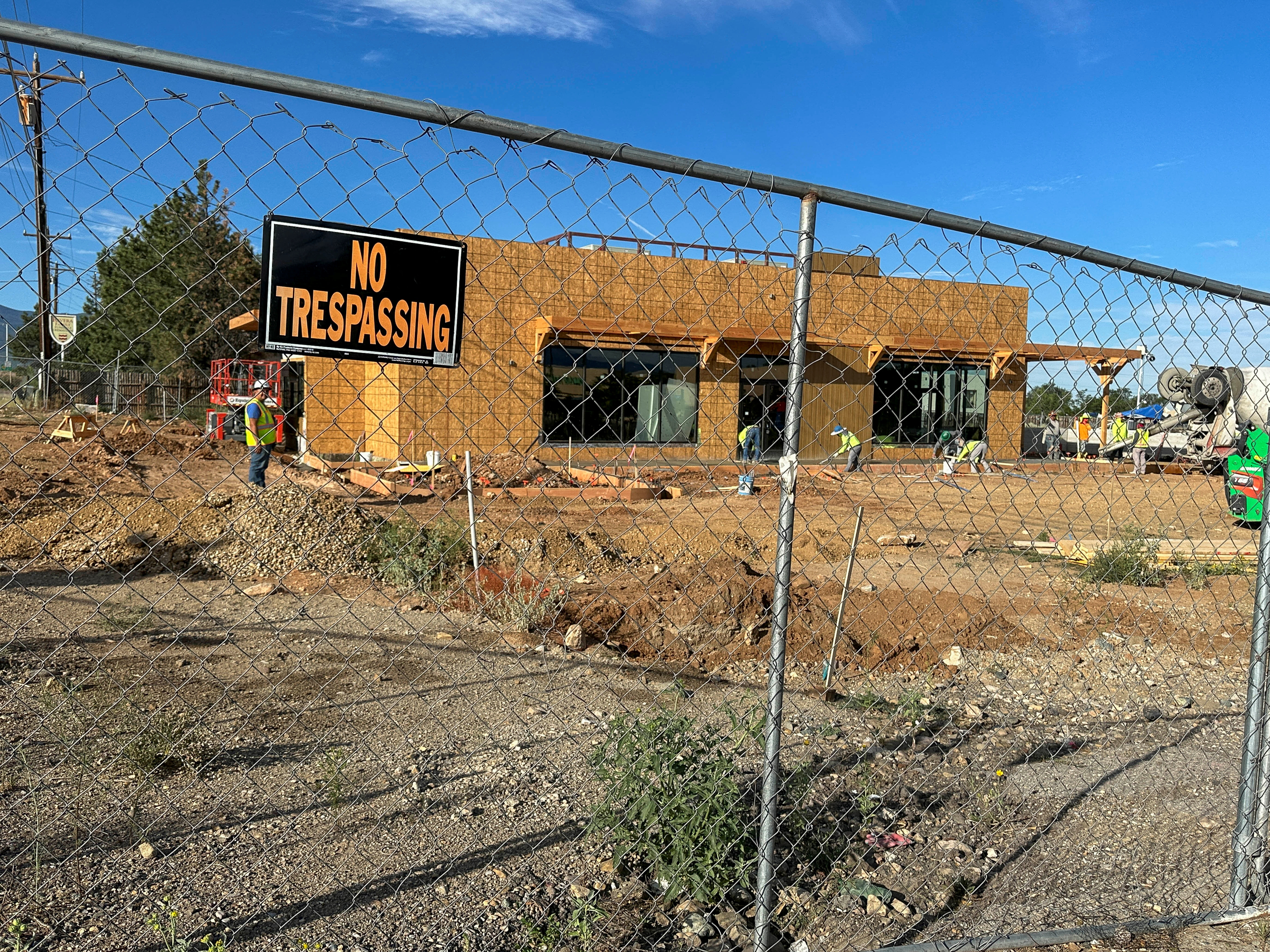 New Mexico Starbucks nicknamed 'Charbucks' after arson attacks