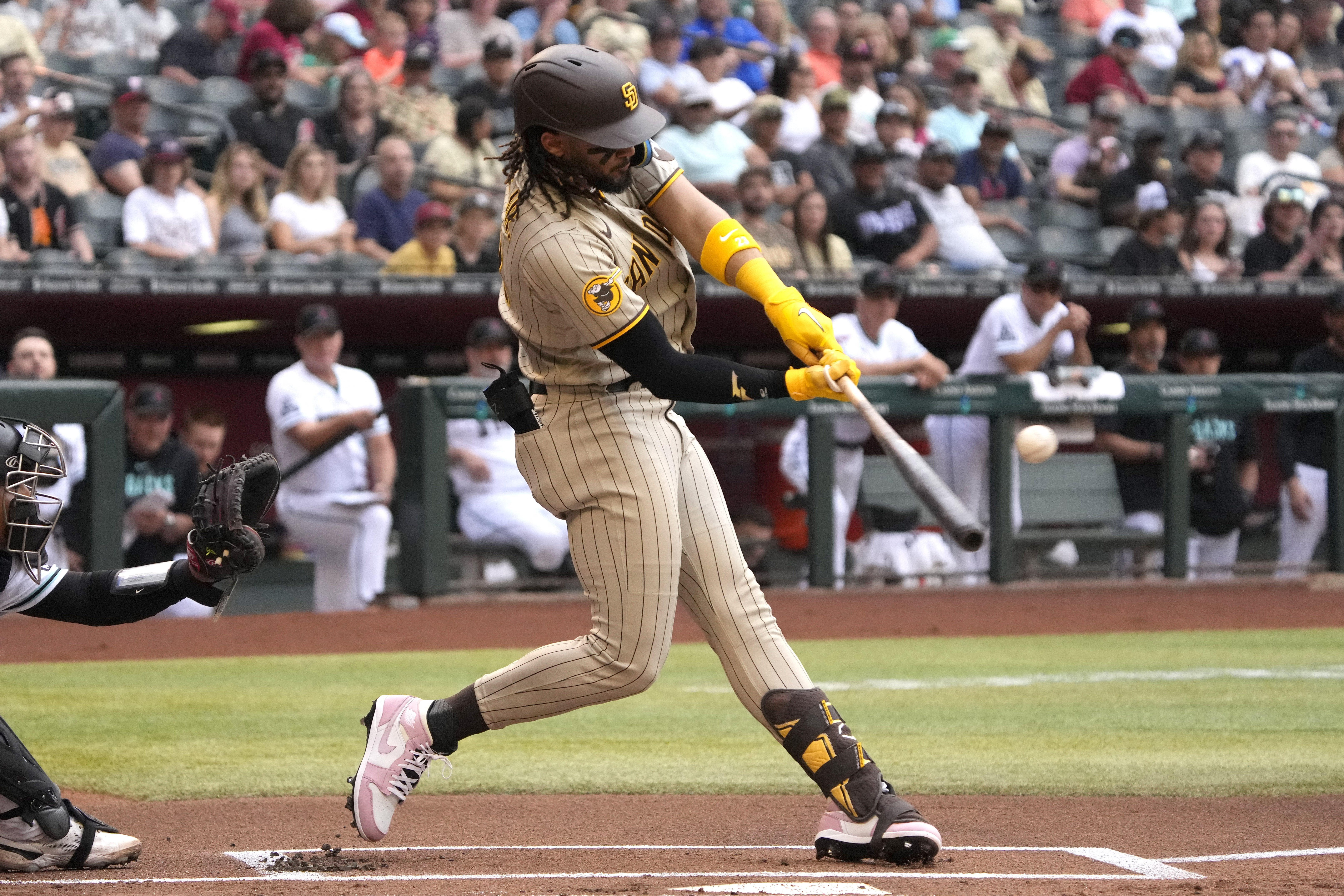 Fernando Tatis Jr. hits 20th HR as Padres beat D-backs