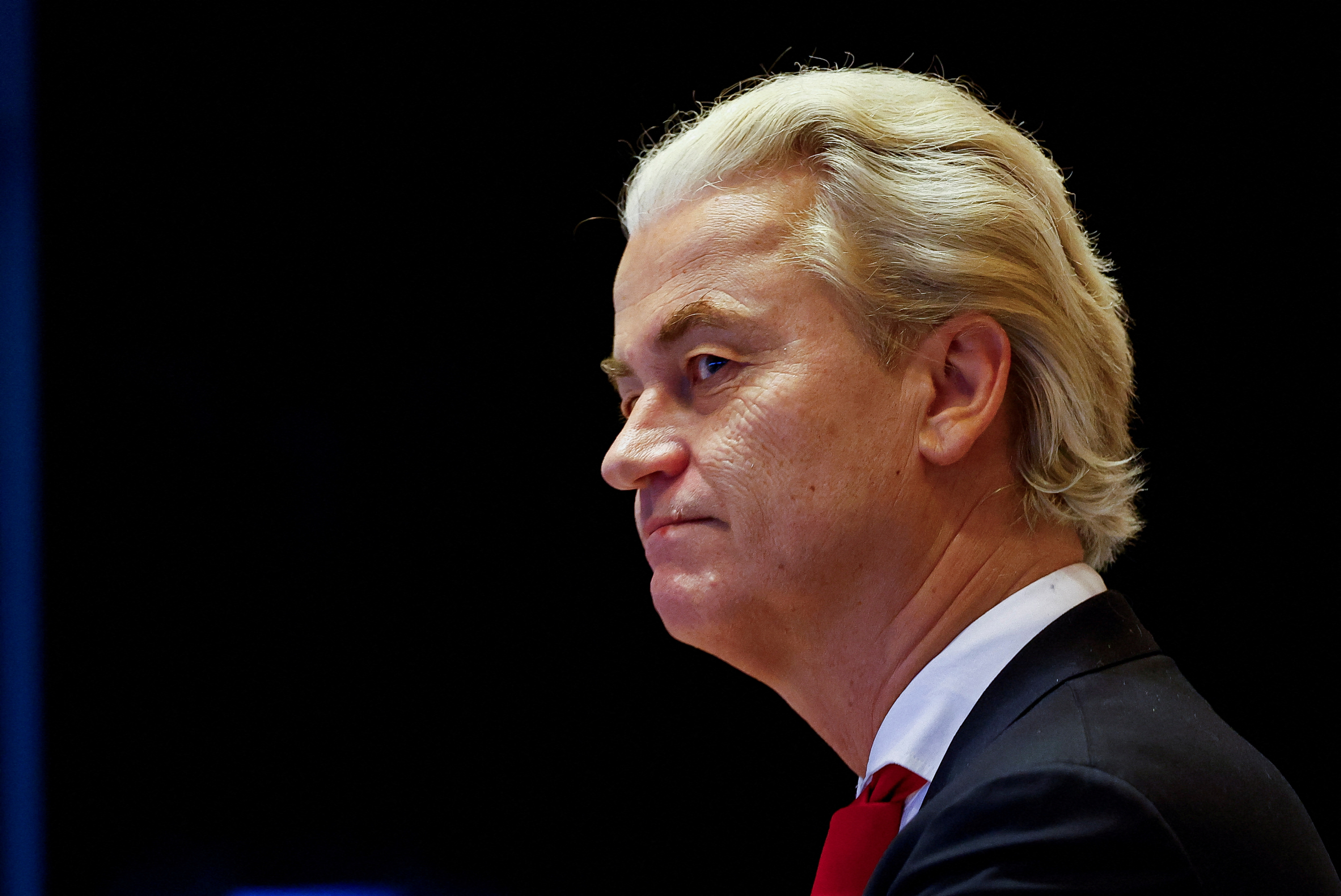 Dutch politicians meet after election to start coalition talks