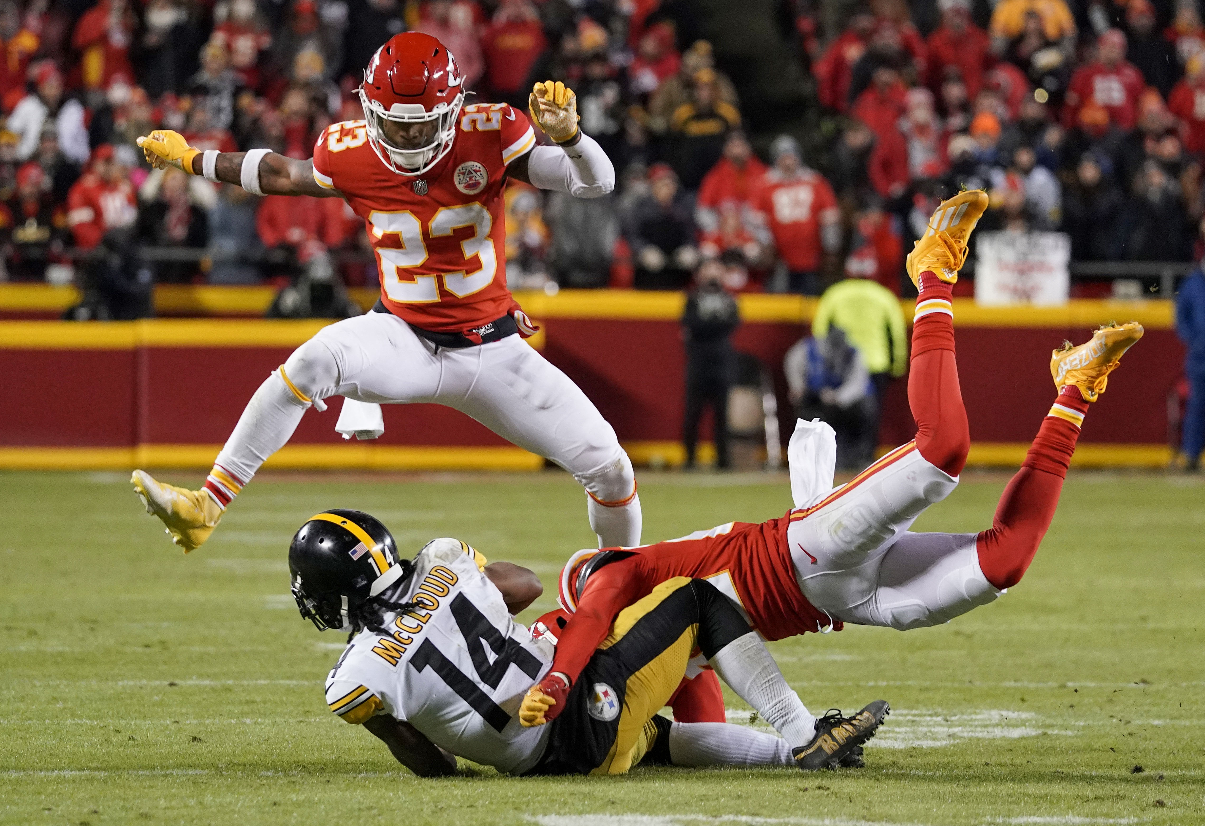 NFL playoff ratings: 42.7 million people watch Chiefs win over Bills