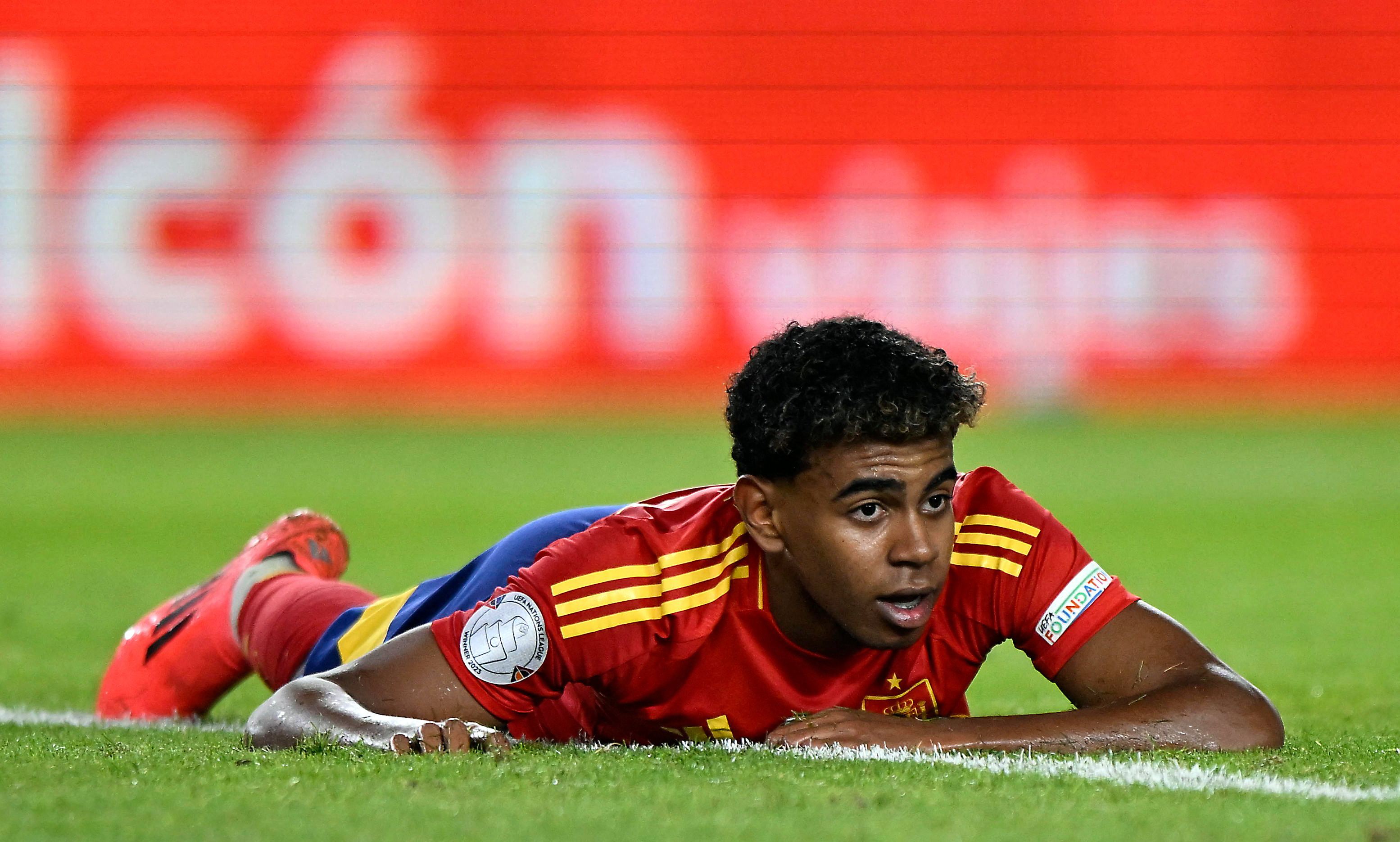 サッカー＝17歳新鋭のヤマルがスペイン代表離脱 | ロイター